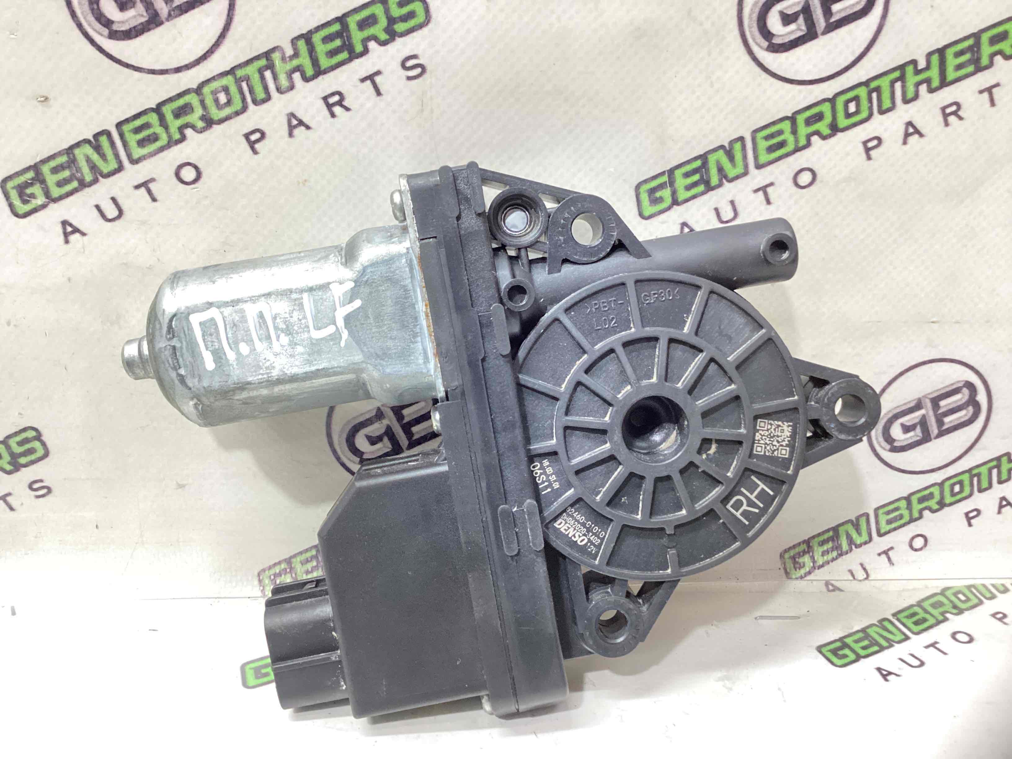 Моторчик склопідйомника