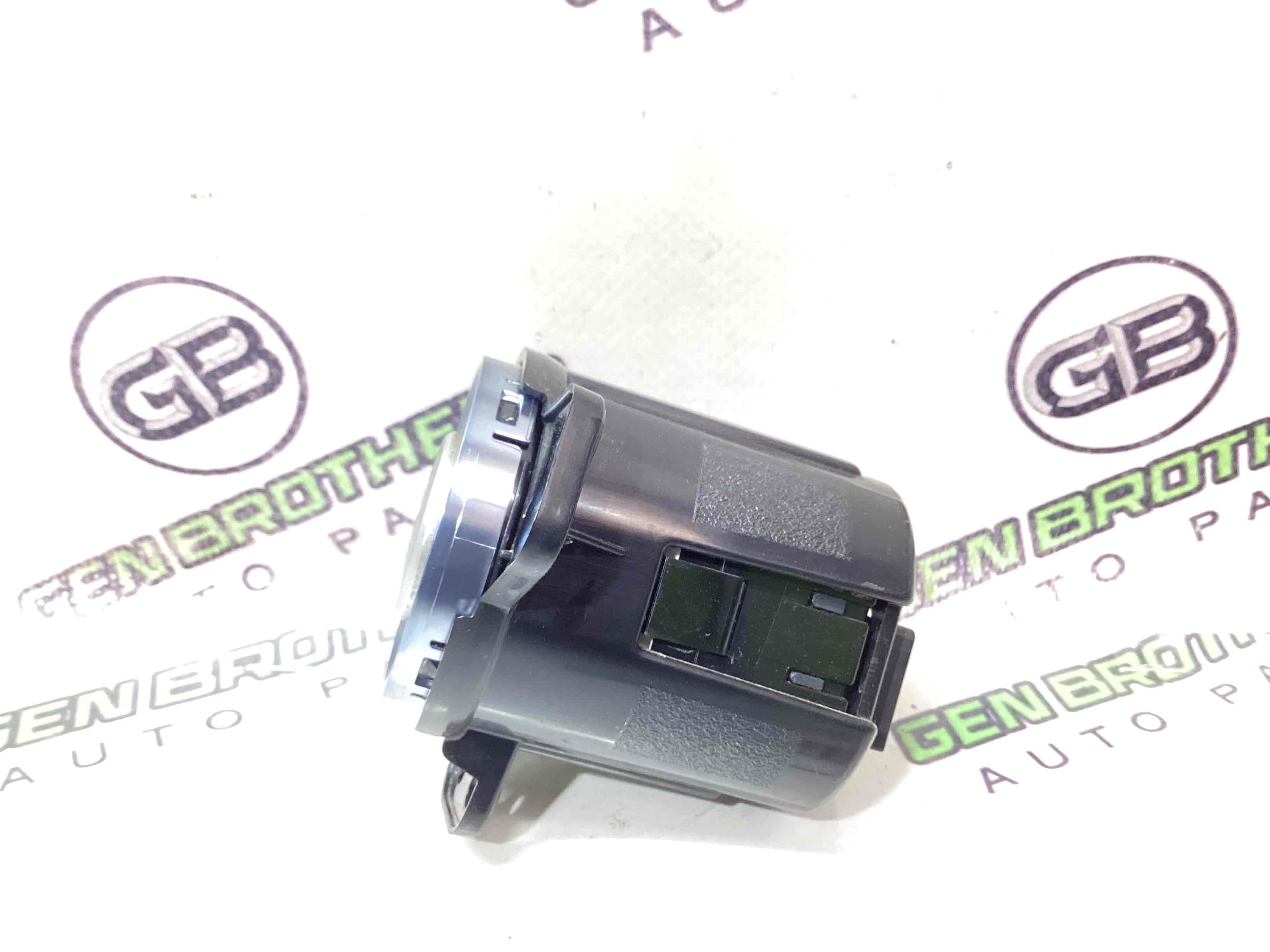 Кнопка запуску двигуна, корпус