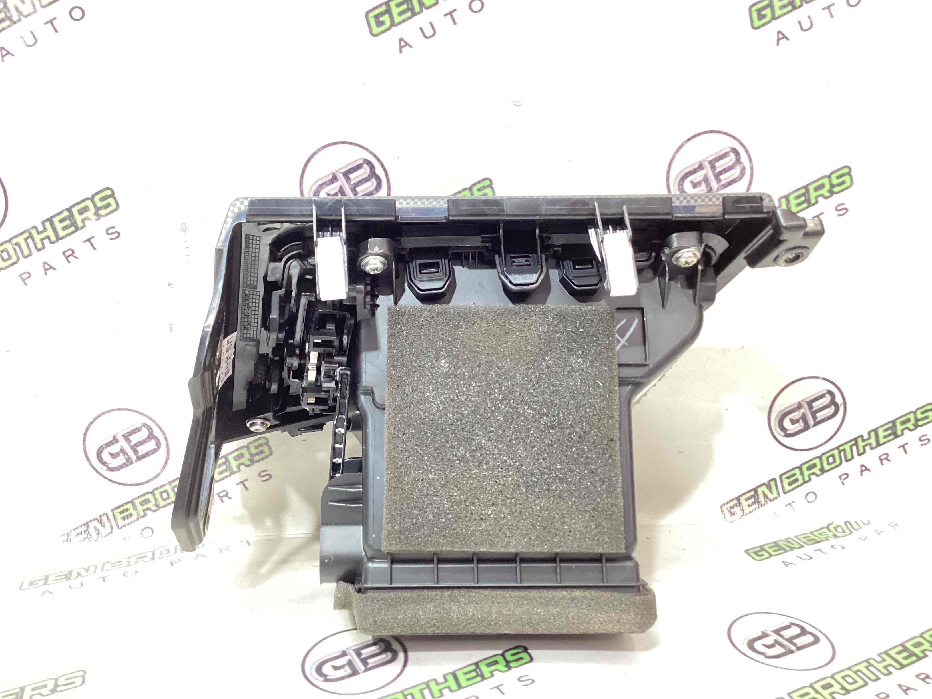 Дефлектор обдування салону