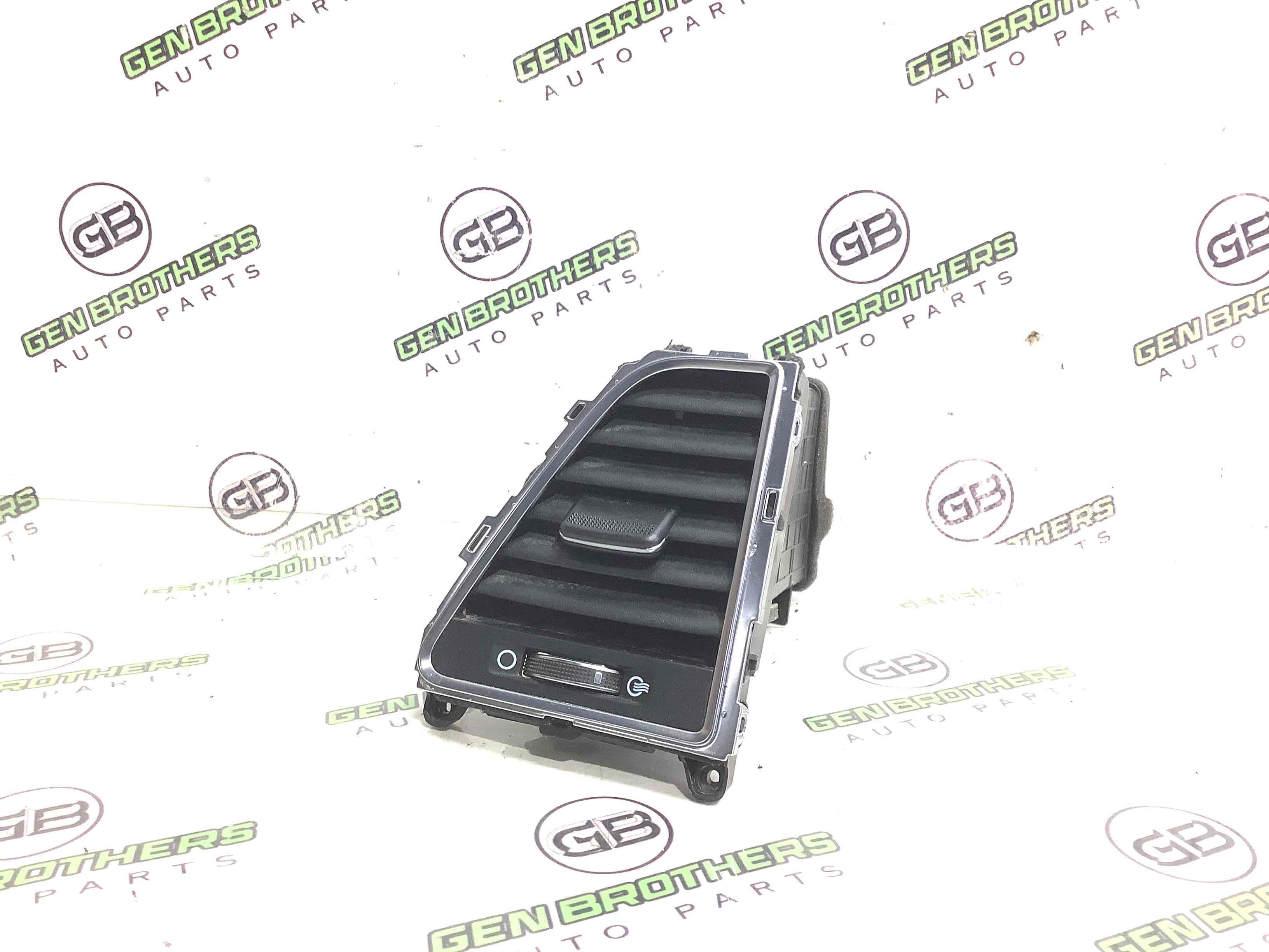 Дефлектор обдування салону