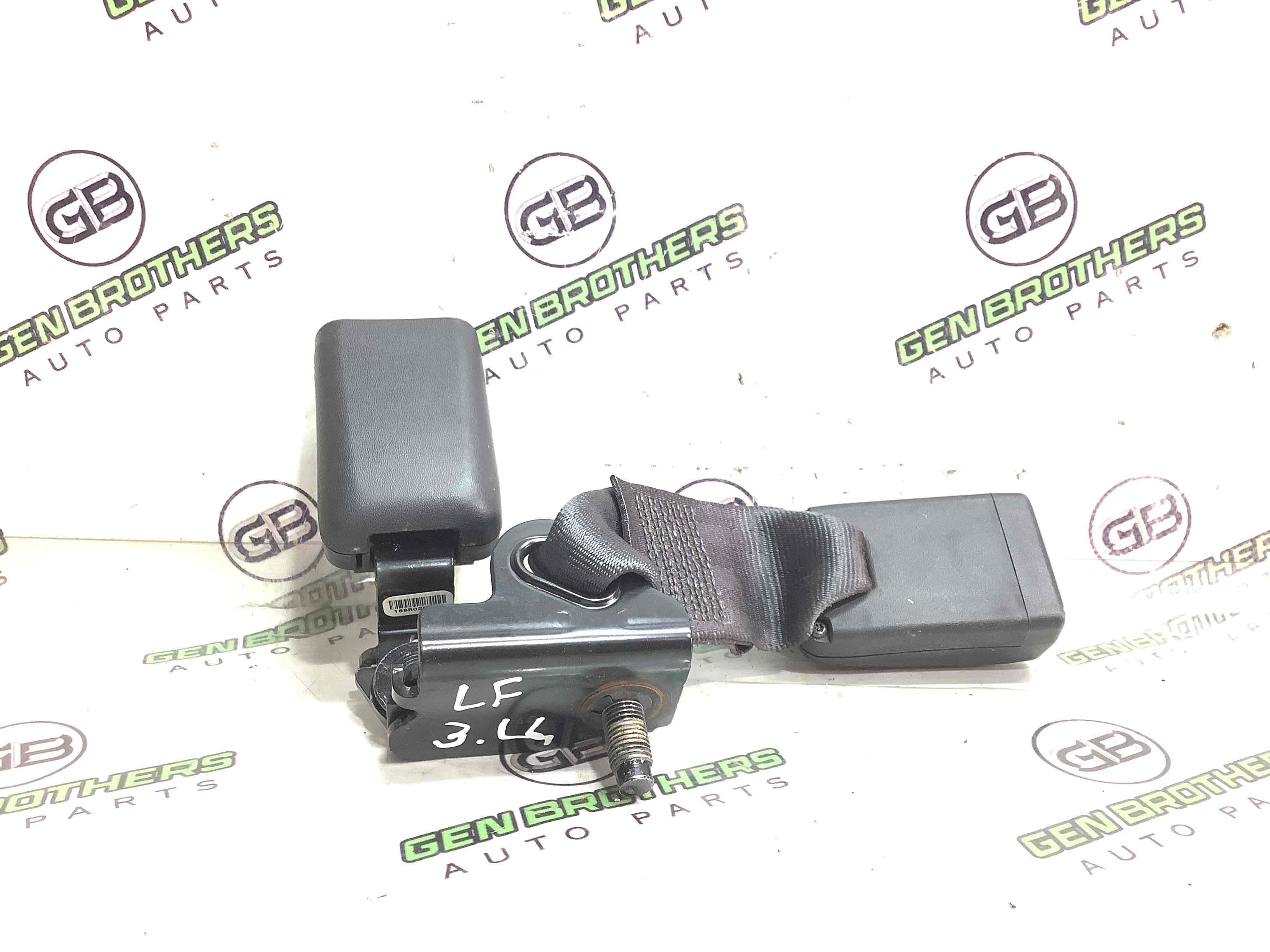 Замок ременя безпеки