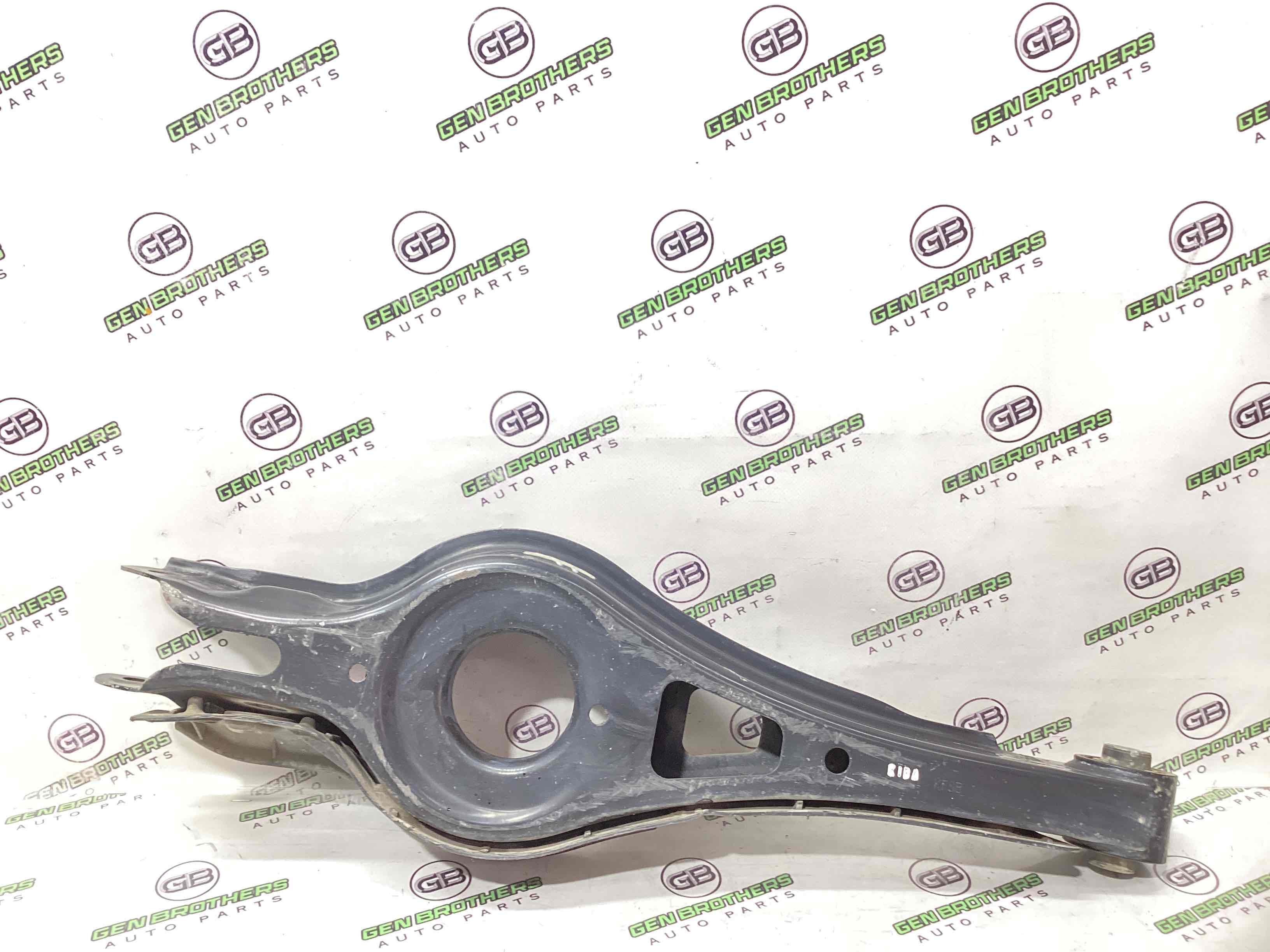 Важіль задній лівий