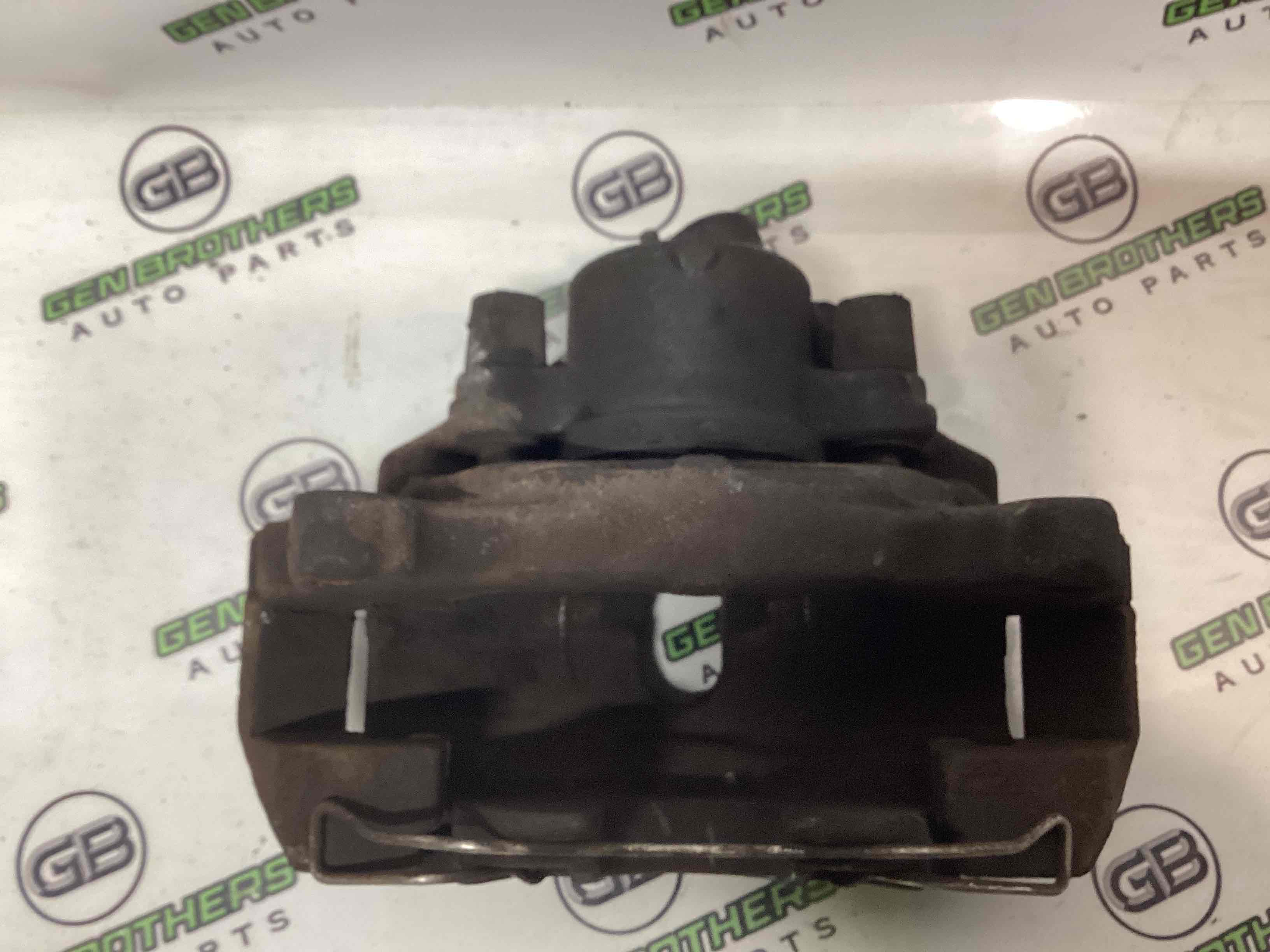 Супорт передній правий