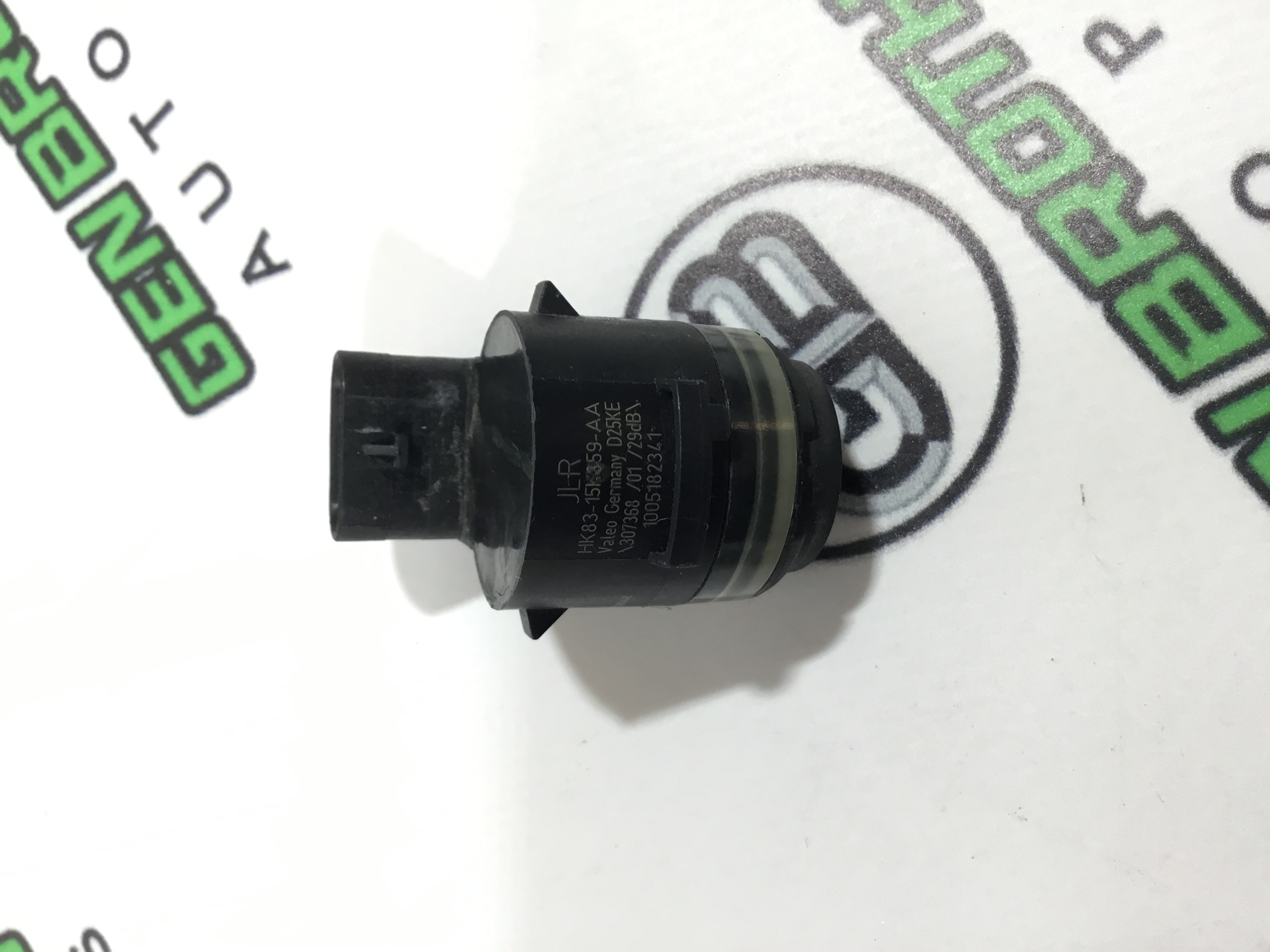 Парктронік, кріплення, корпус