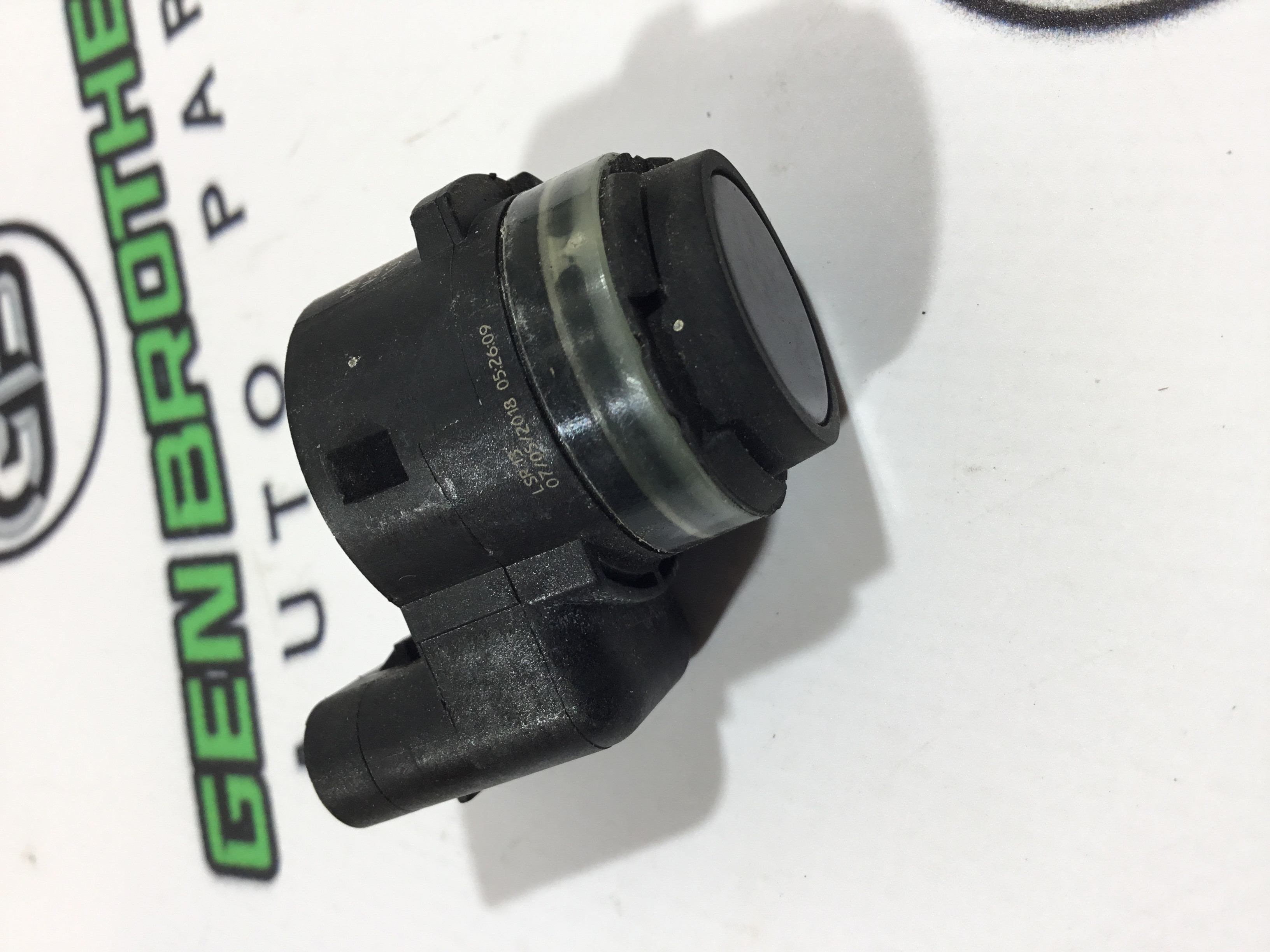 Парктронік, кріплення, корпус