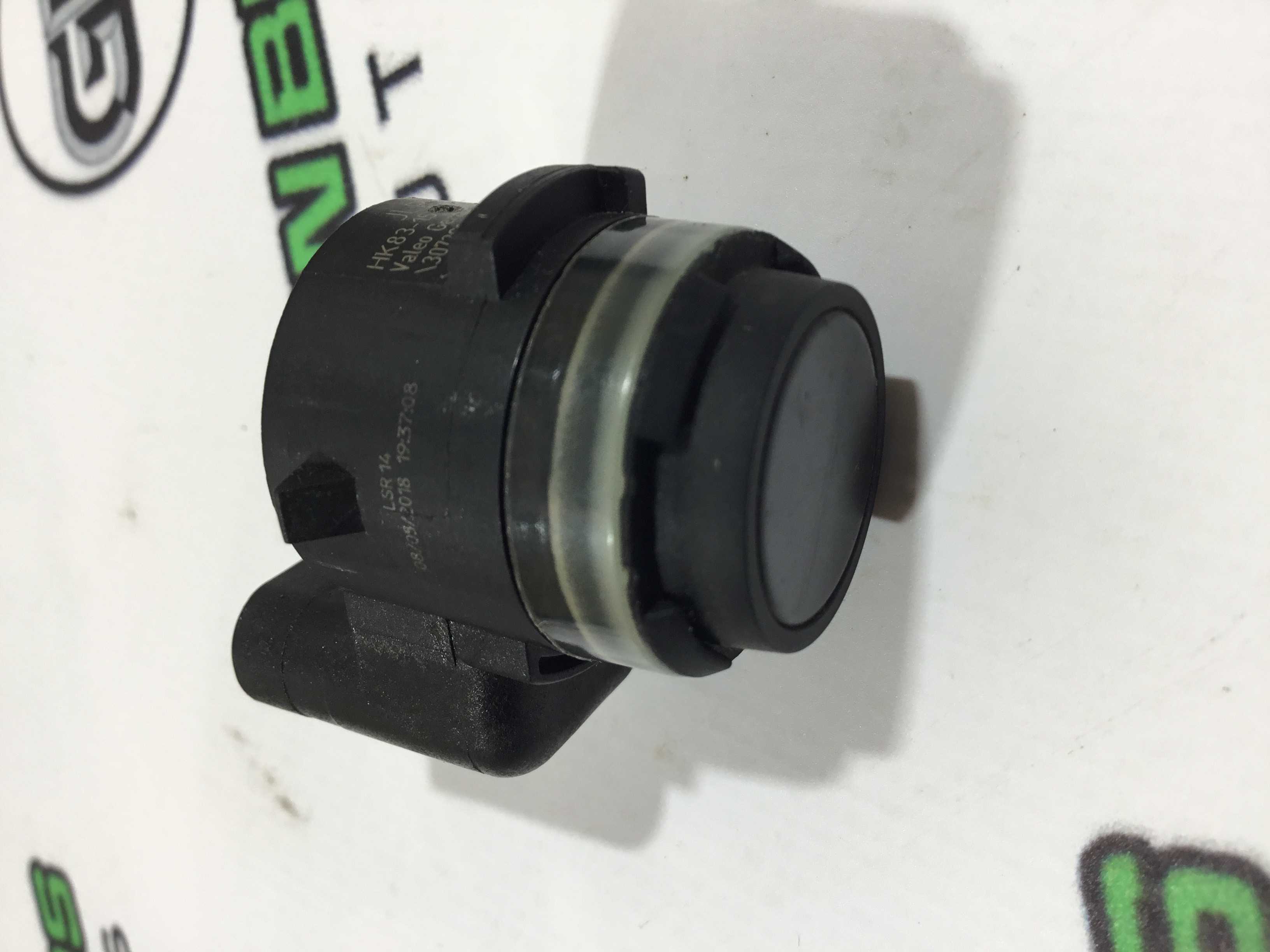 Парктронік, кріплення, корпус