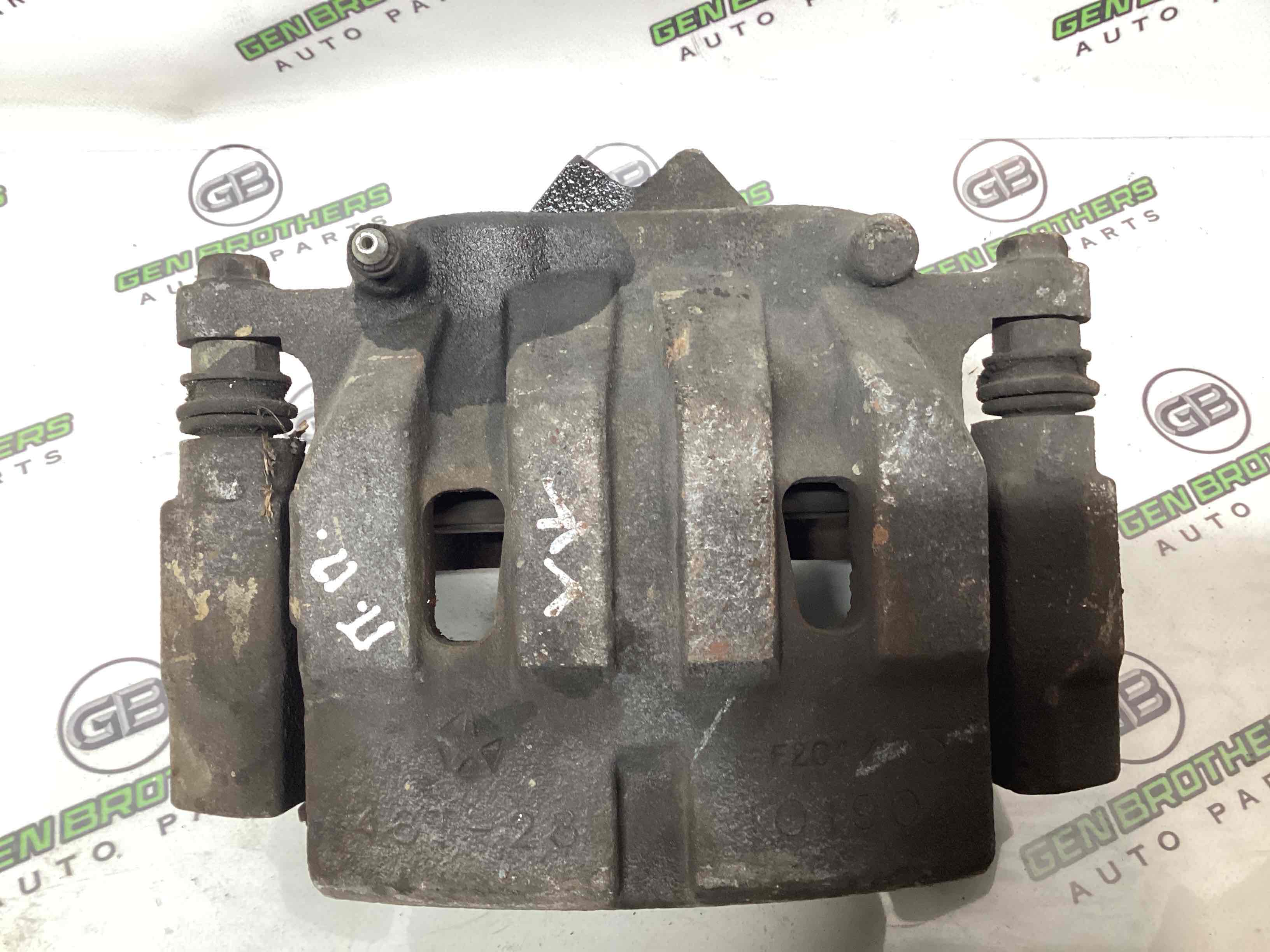 Супорт передній правий