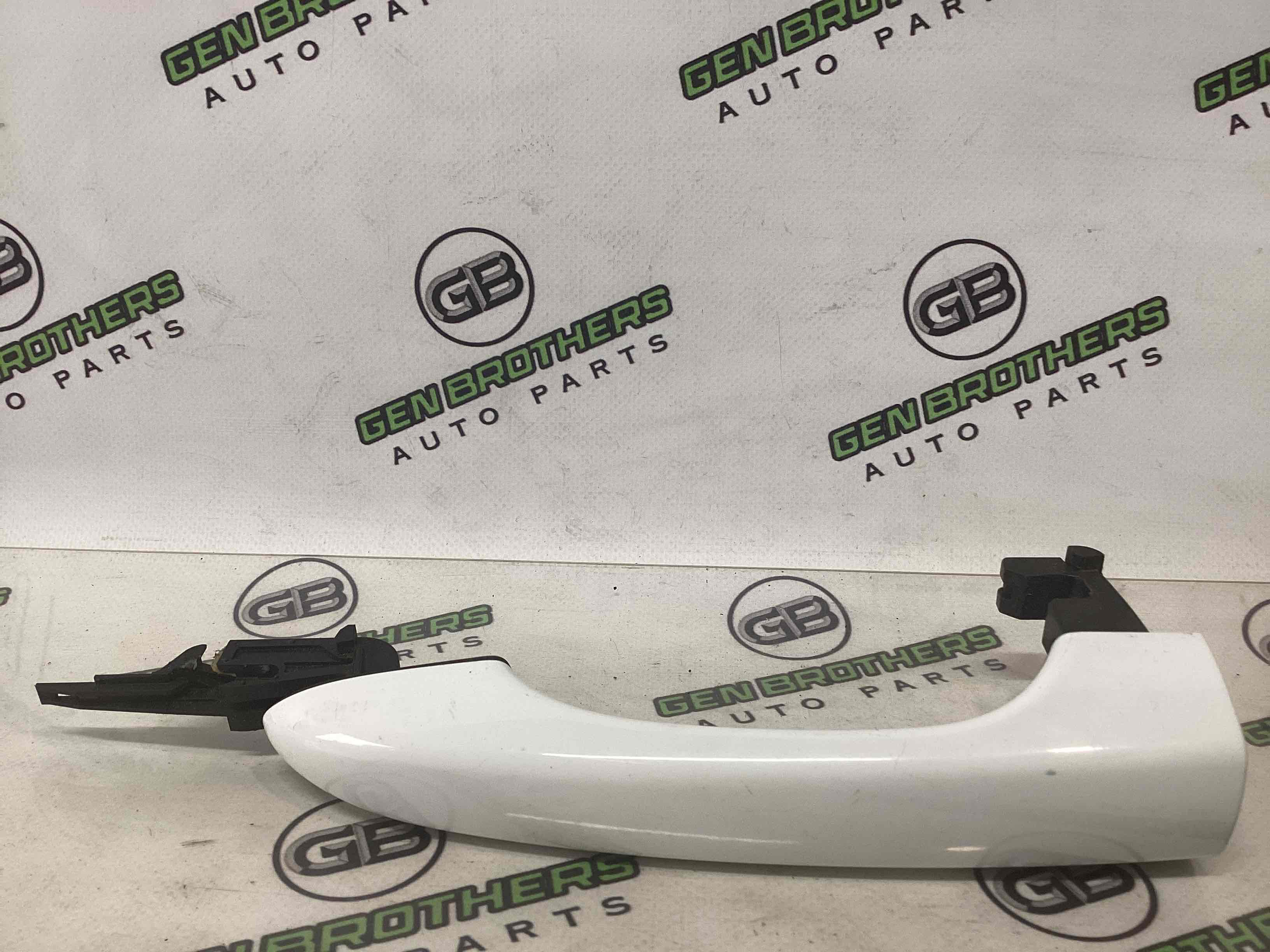 Ручка двері зовнішня