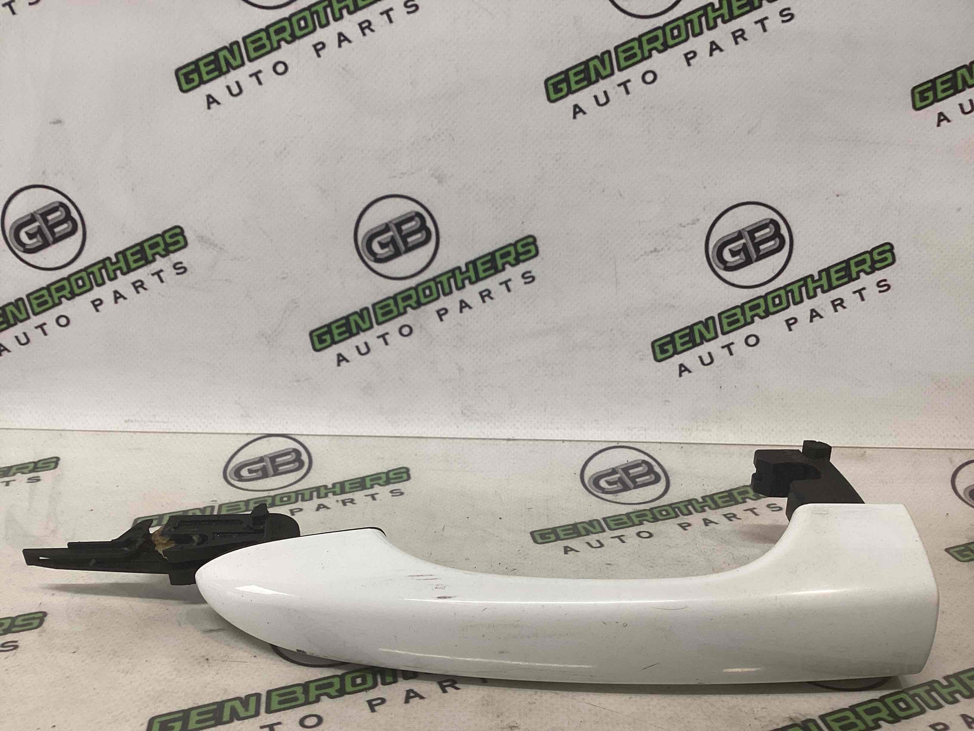 Ручка двері зовнішня