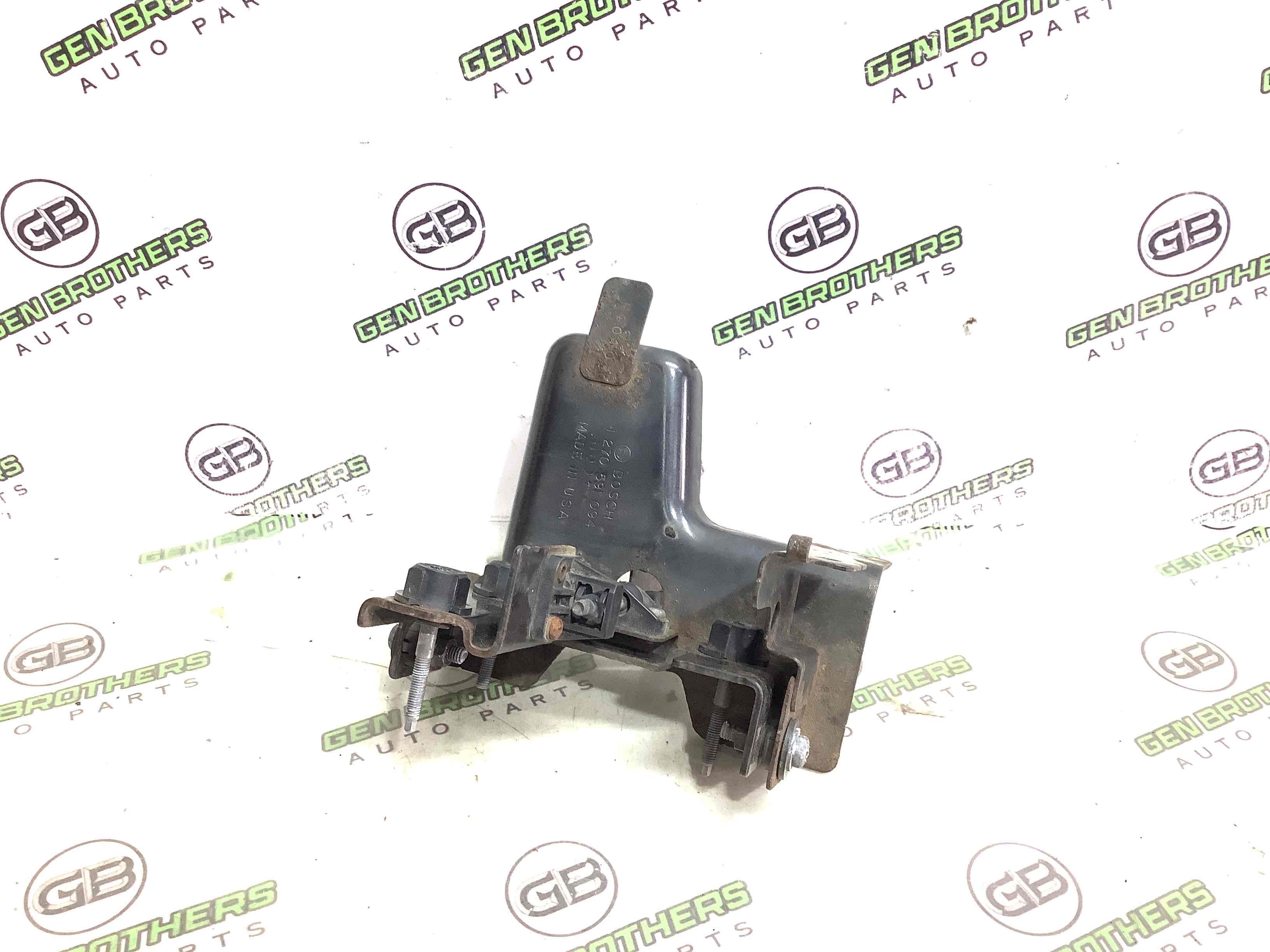 Кріплення, кронштейн