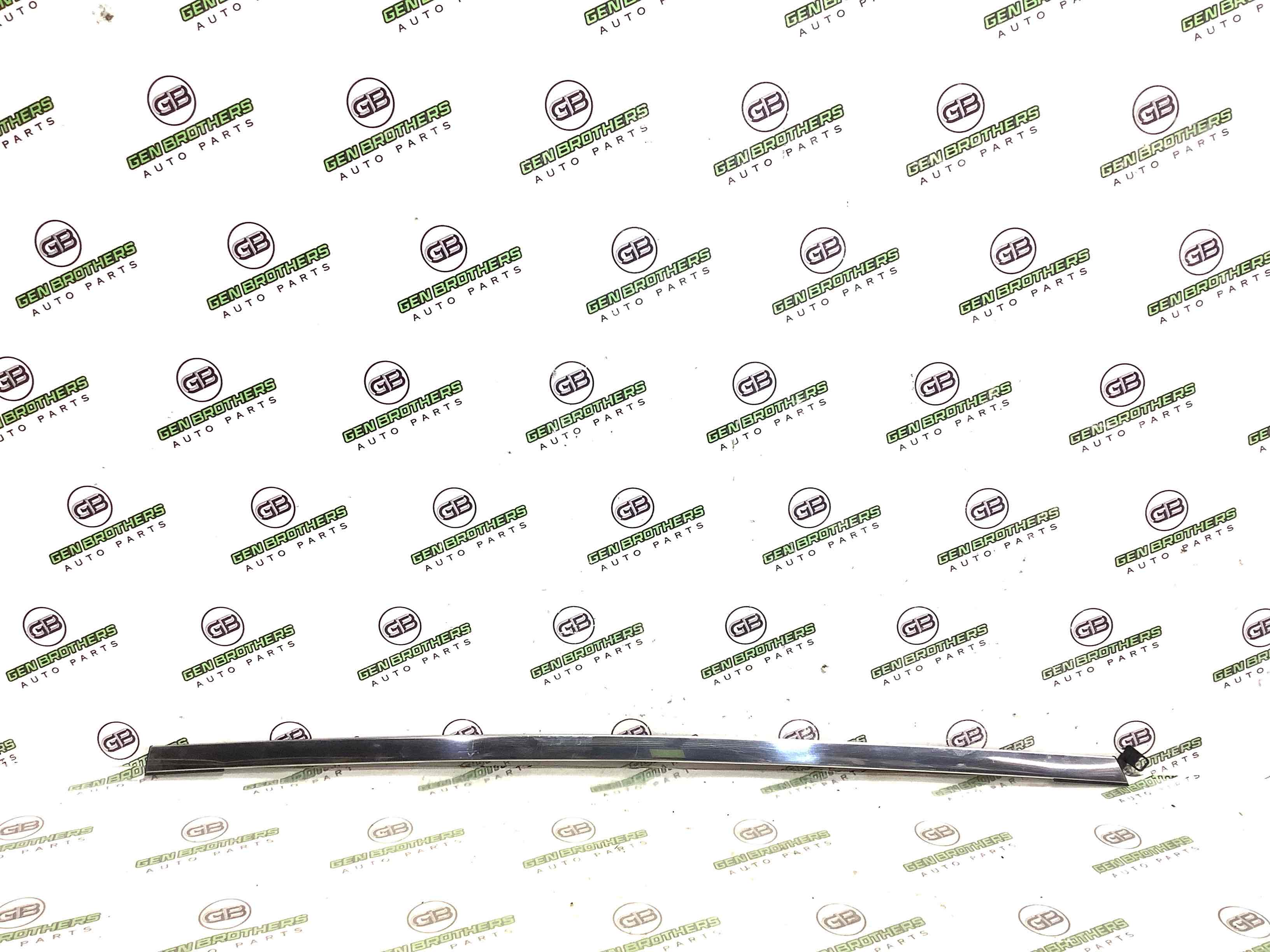 Молдинг двері задньої лівої