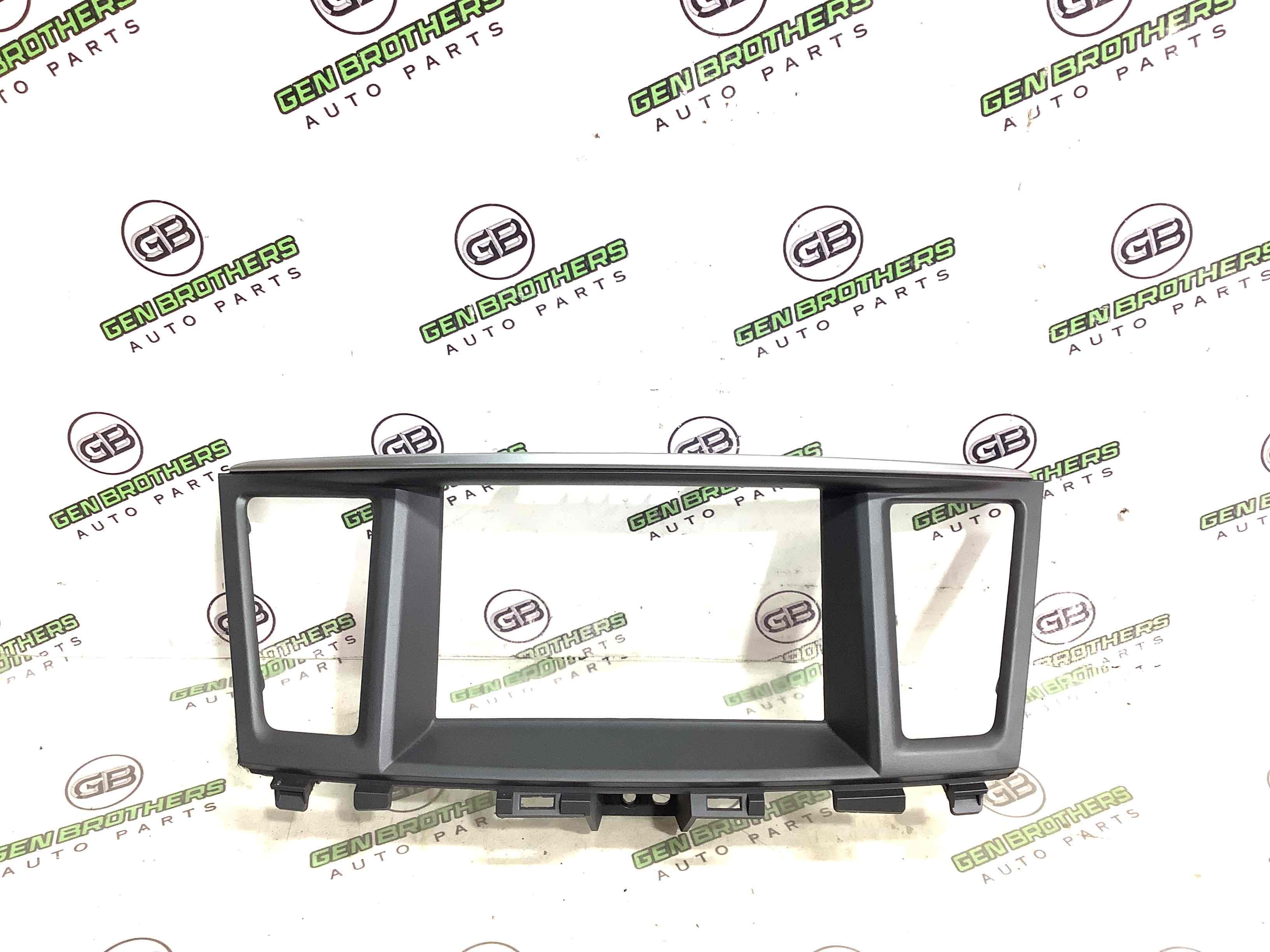 Рамка магнітоли