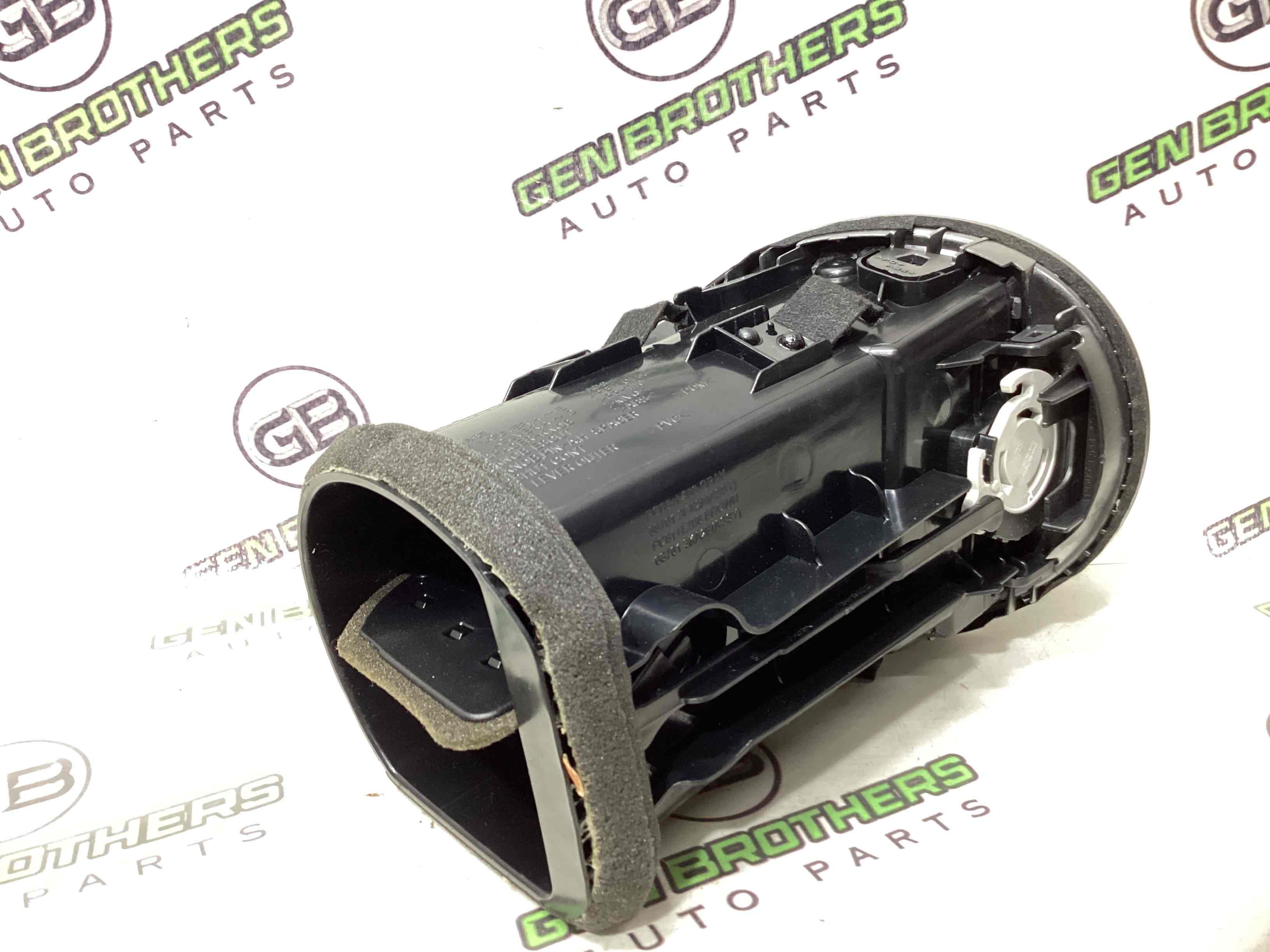 Дефлектор обдування салону