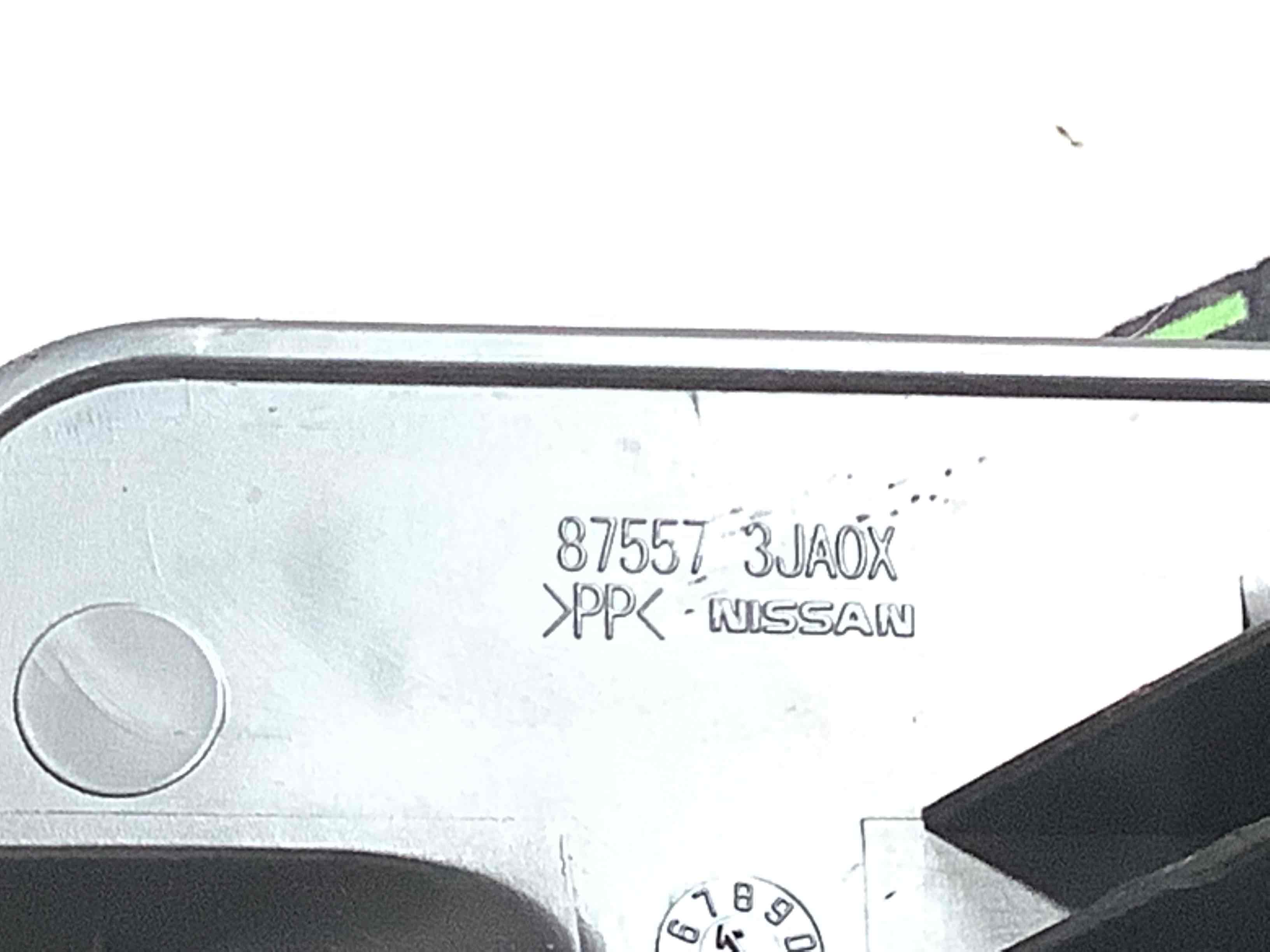 Пластикові елементи салону