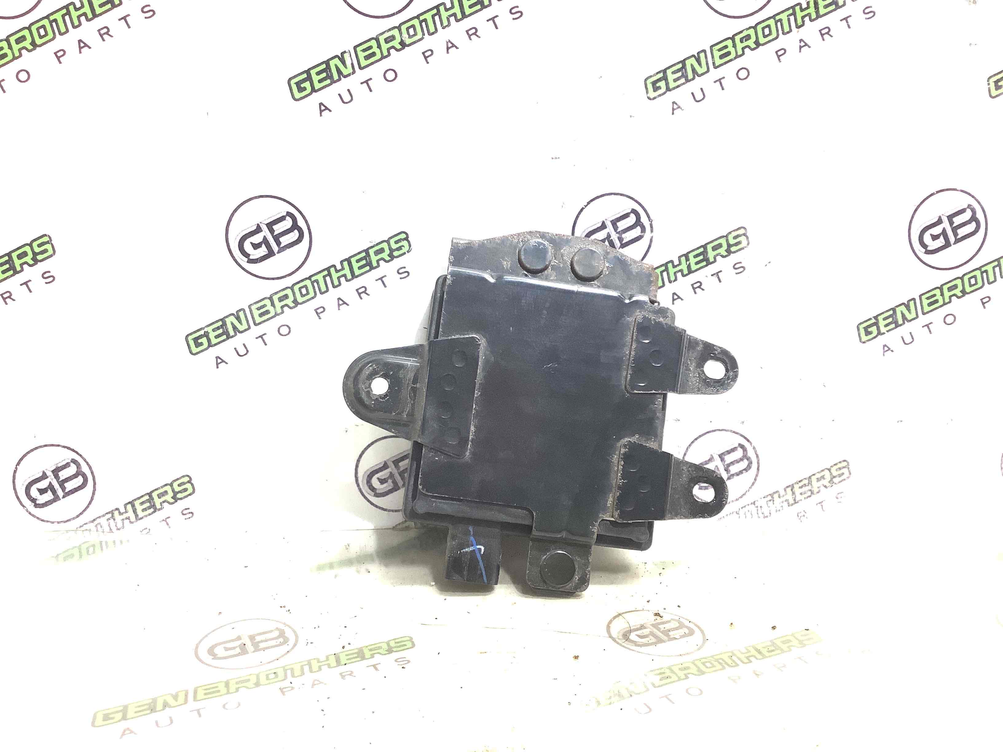 Блок управління парктроніки