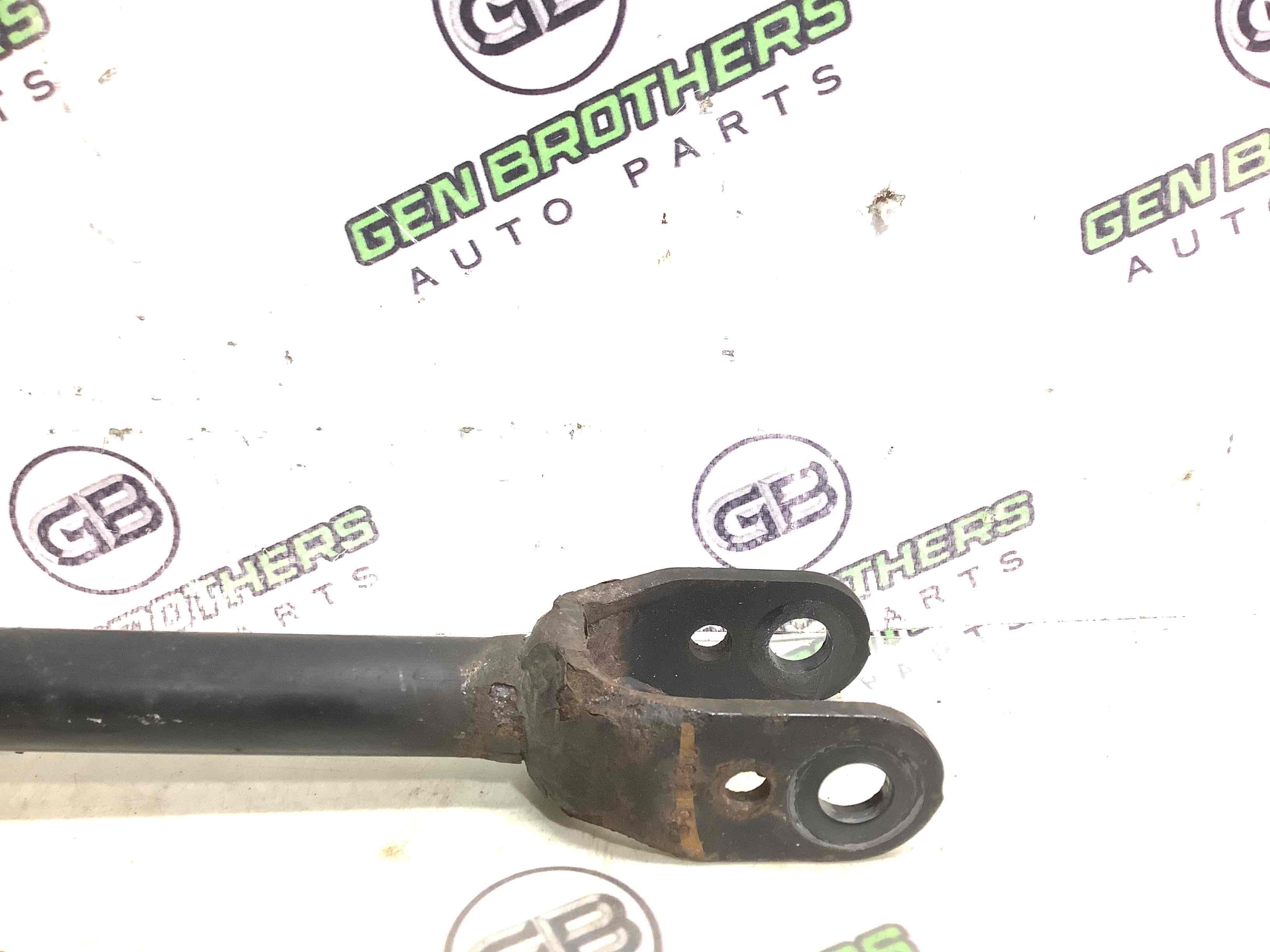 Важіль задній лівий