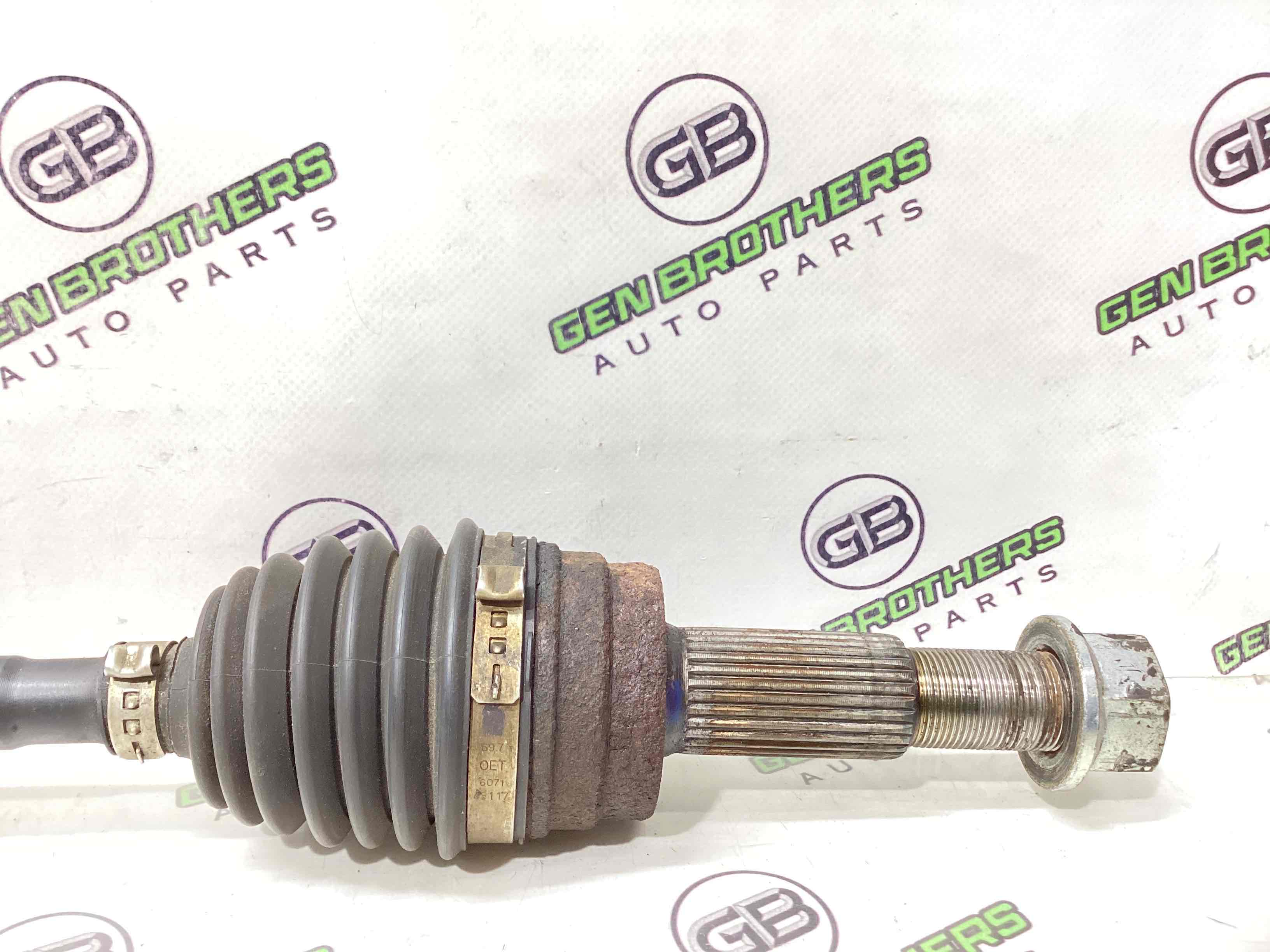 Привід піввісь задня права