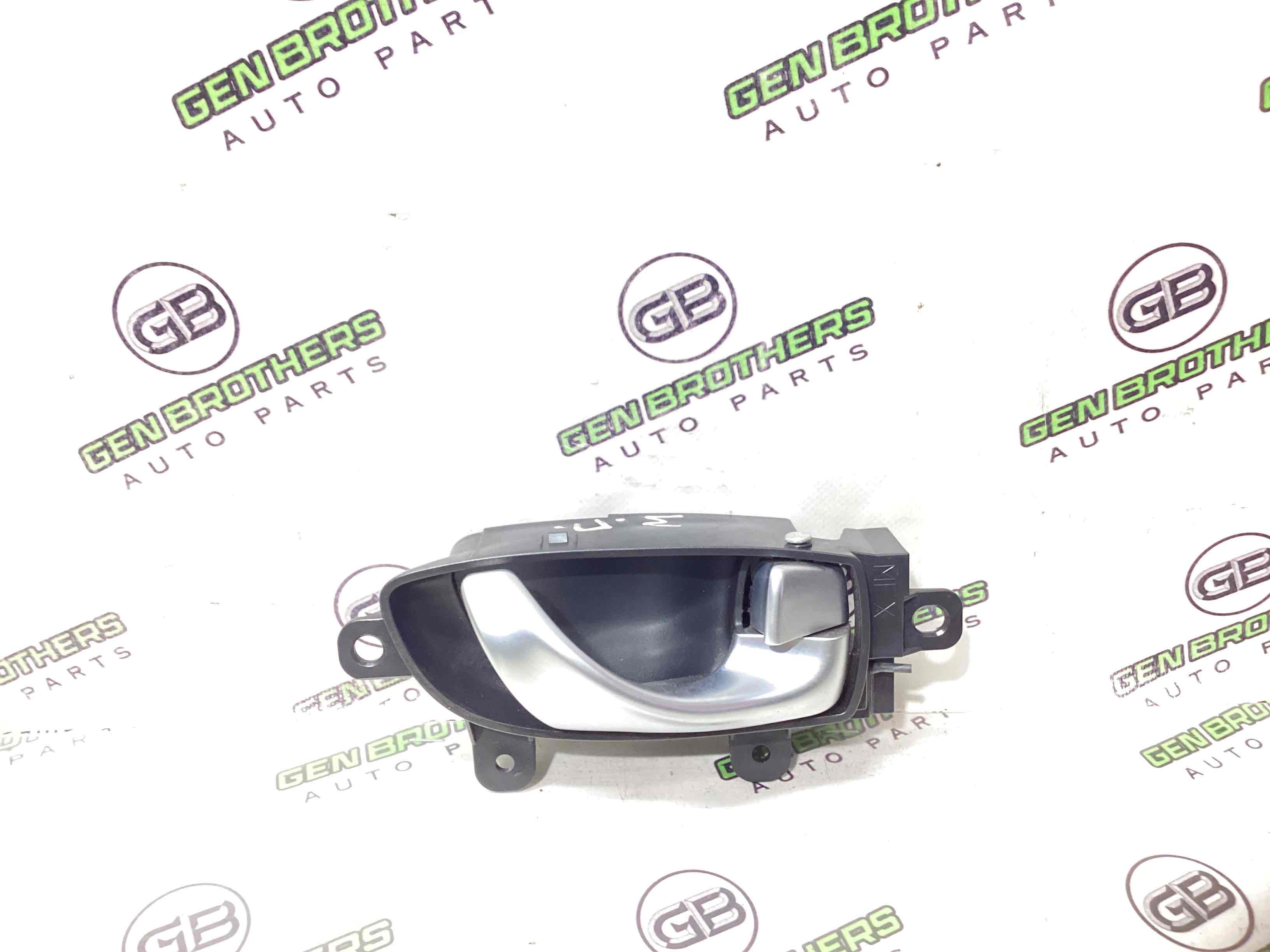 Ручка дверей салону внутрішня, поручень