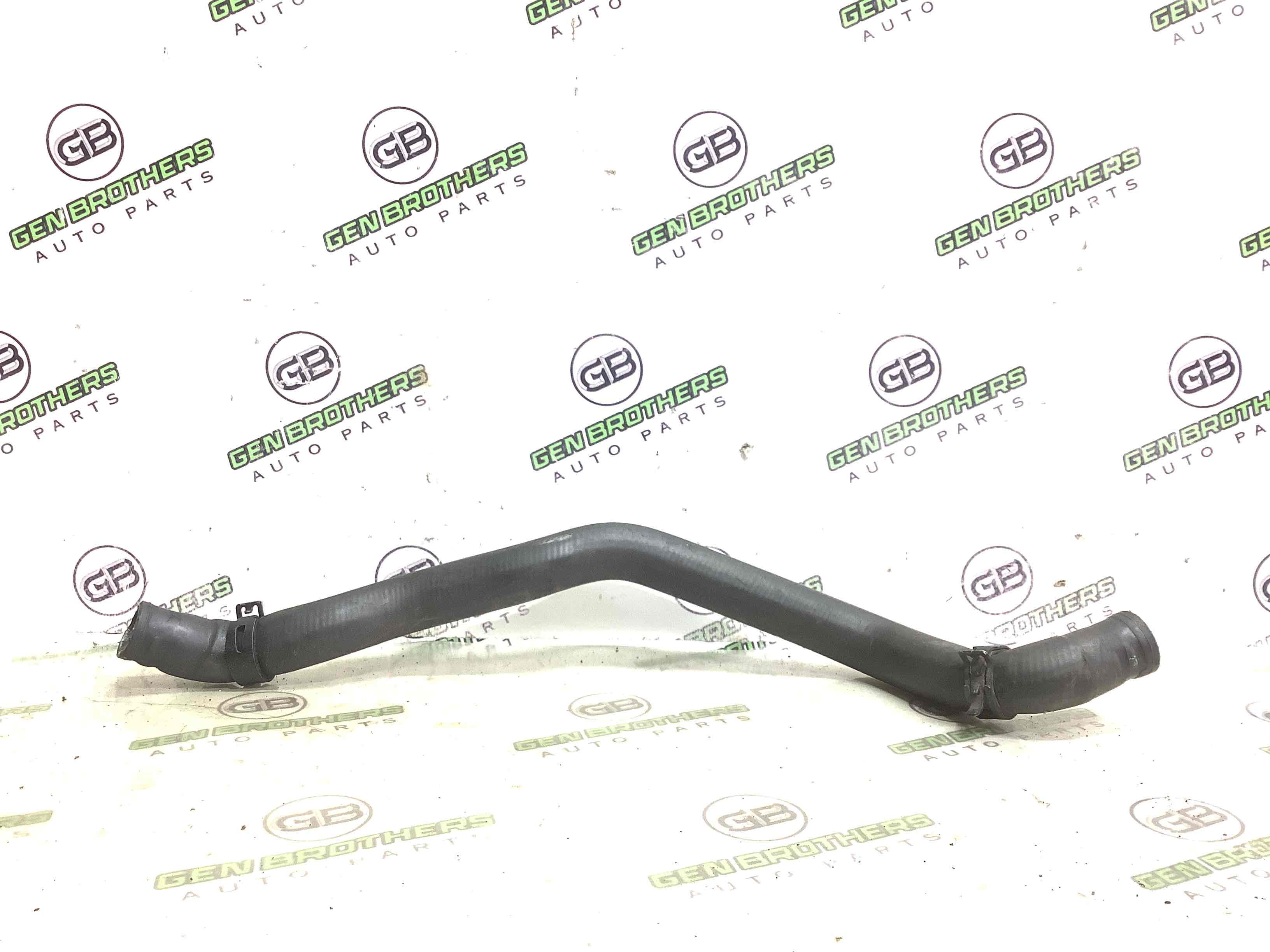 Патрубок трубопровід, шланг