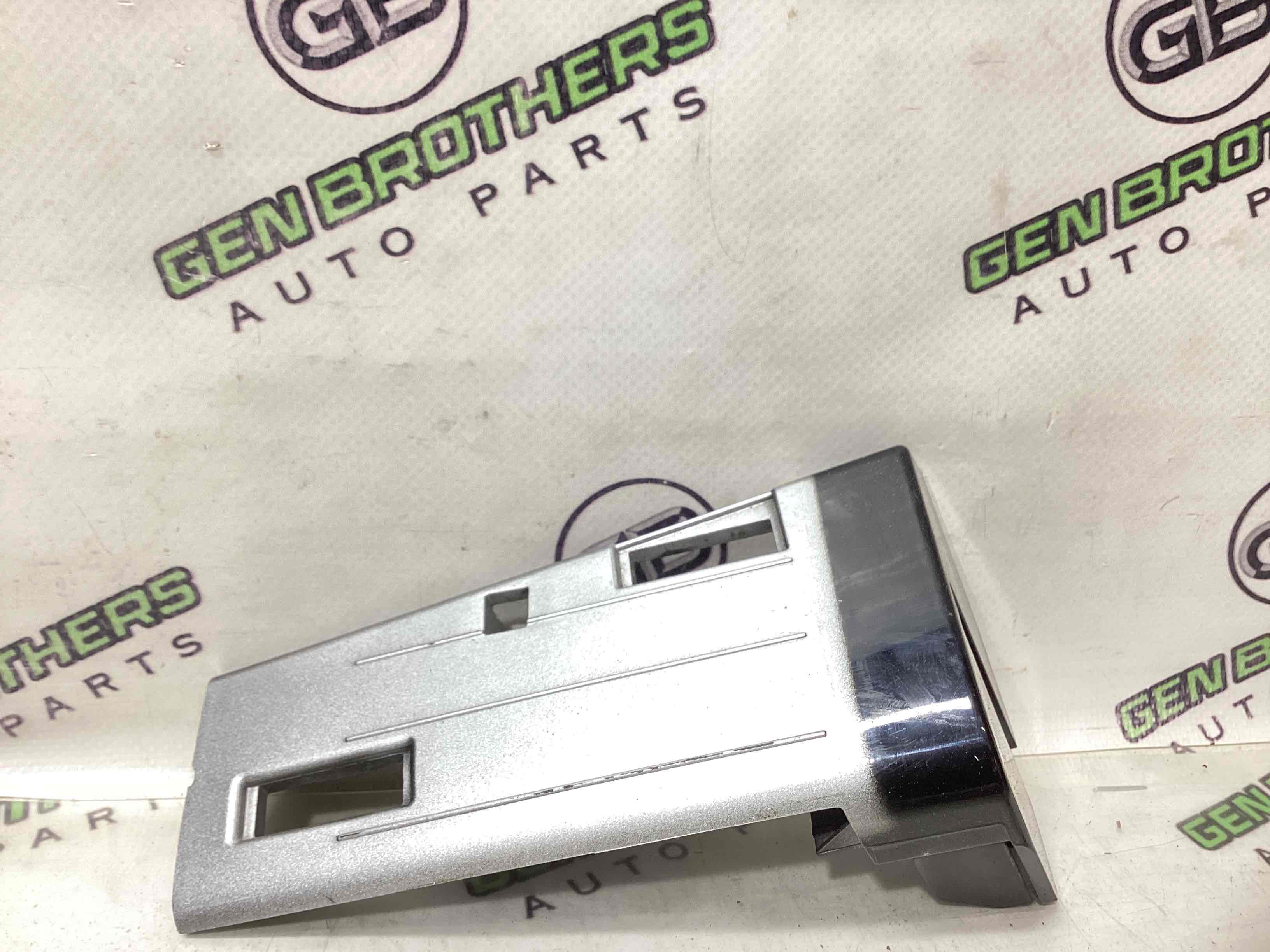 Молдинг даху, рейлінг на дах, накладки