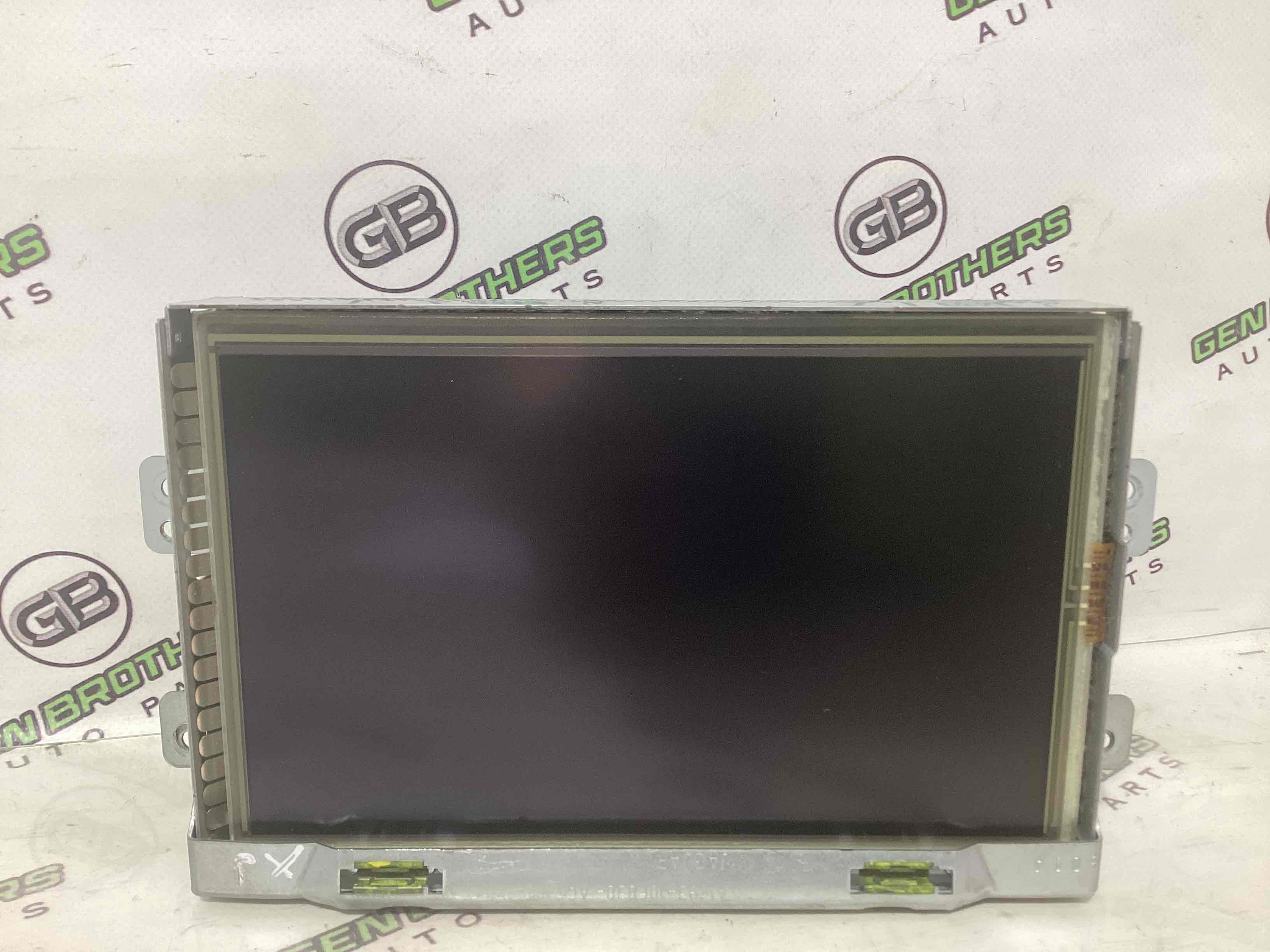 Блок радіо, зв'язку, магнітола, орган упр.