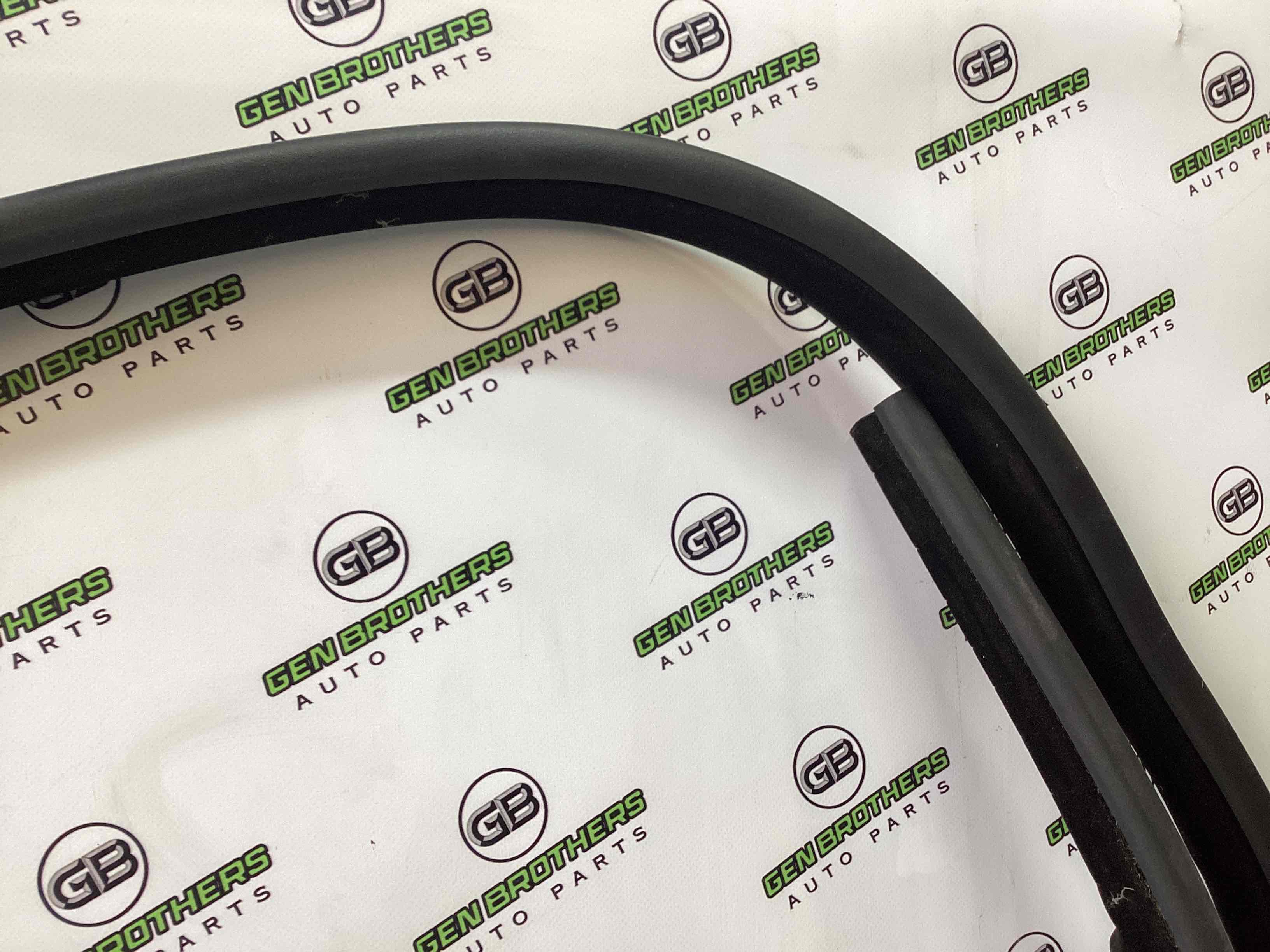 Ущільнювач скла, двері