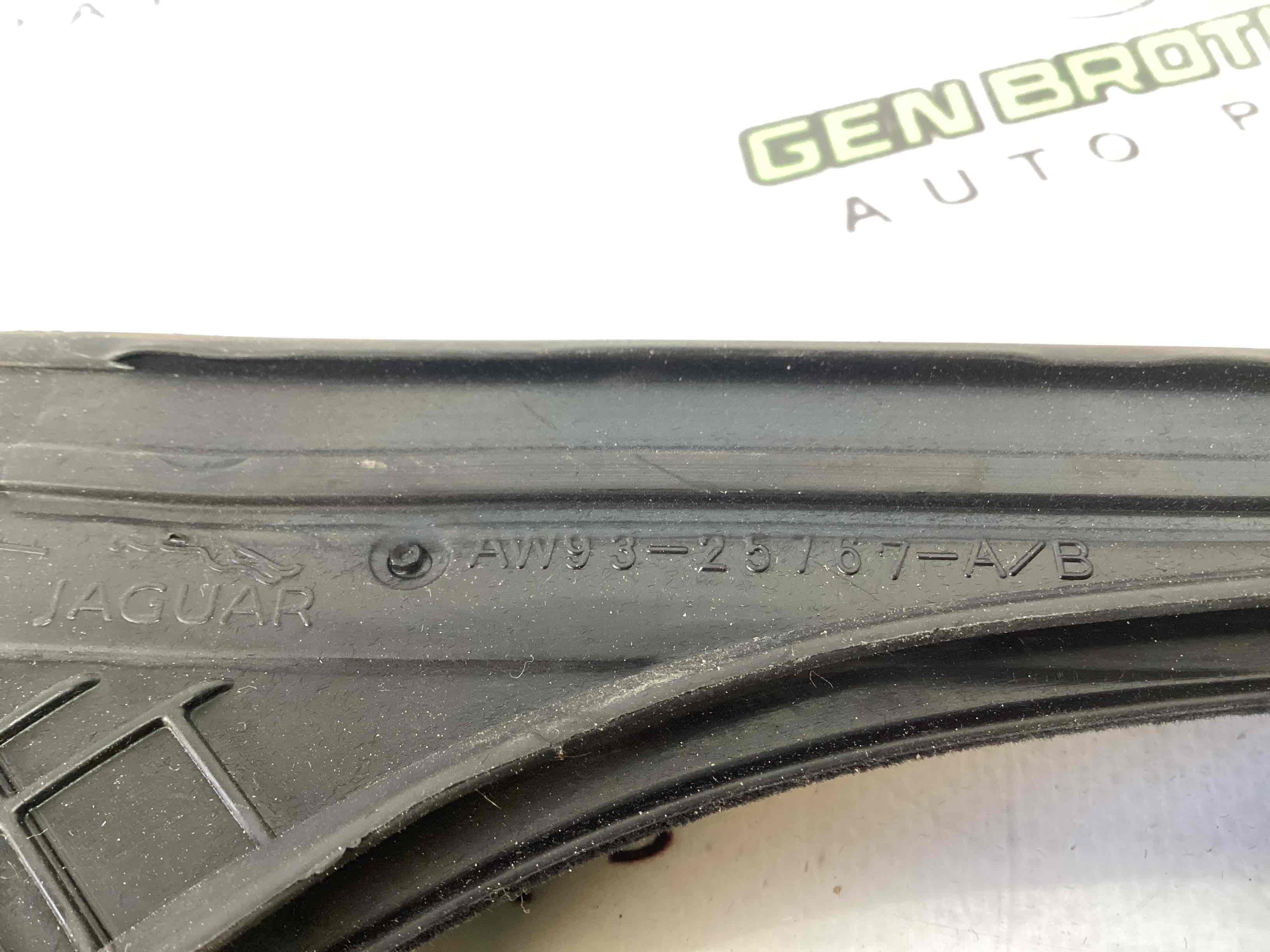 Ущільнювач скла, двері