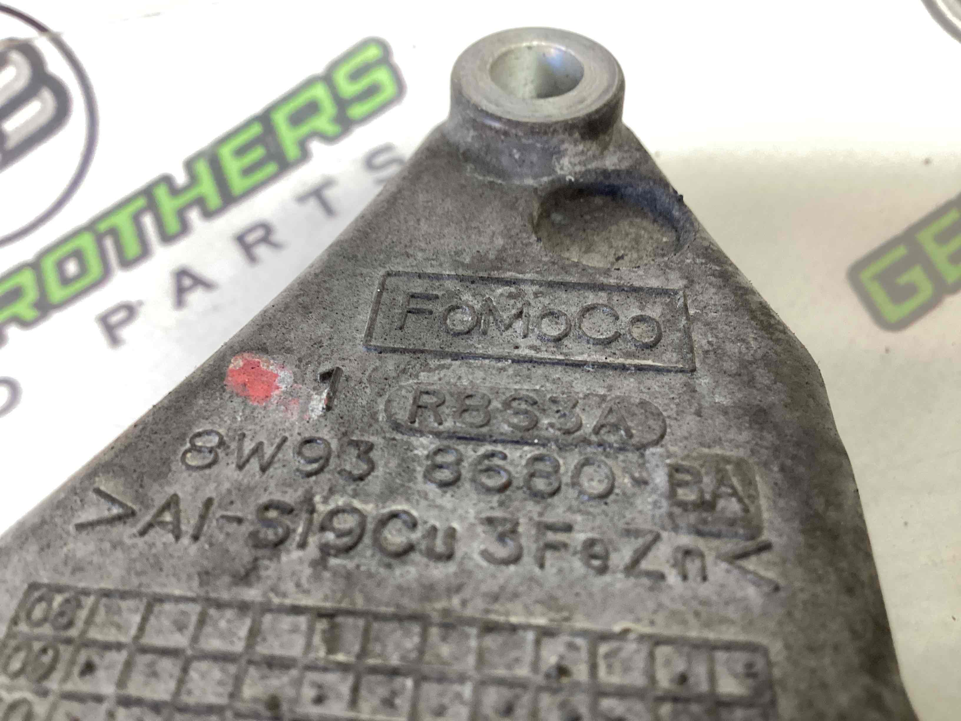 Кронштейн компресора кондиціонера