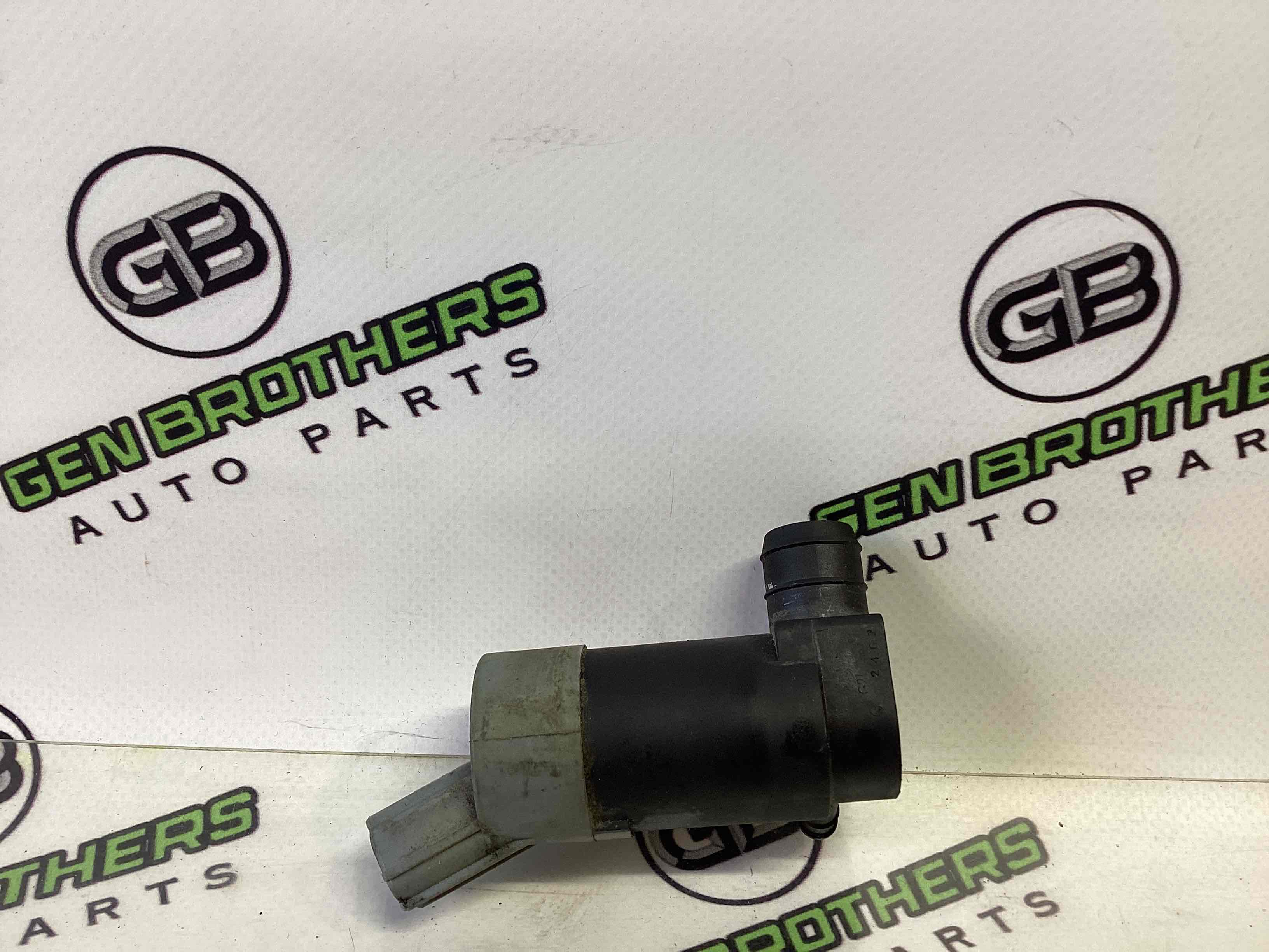 Форсунка омивача, насос омивача, шланг омивача