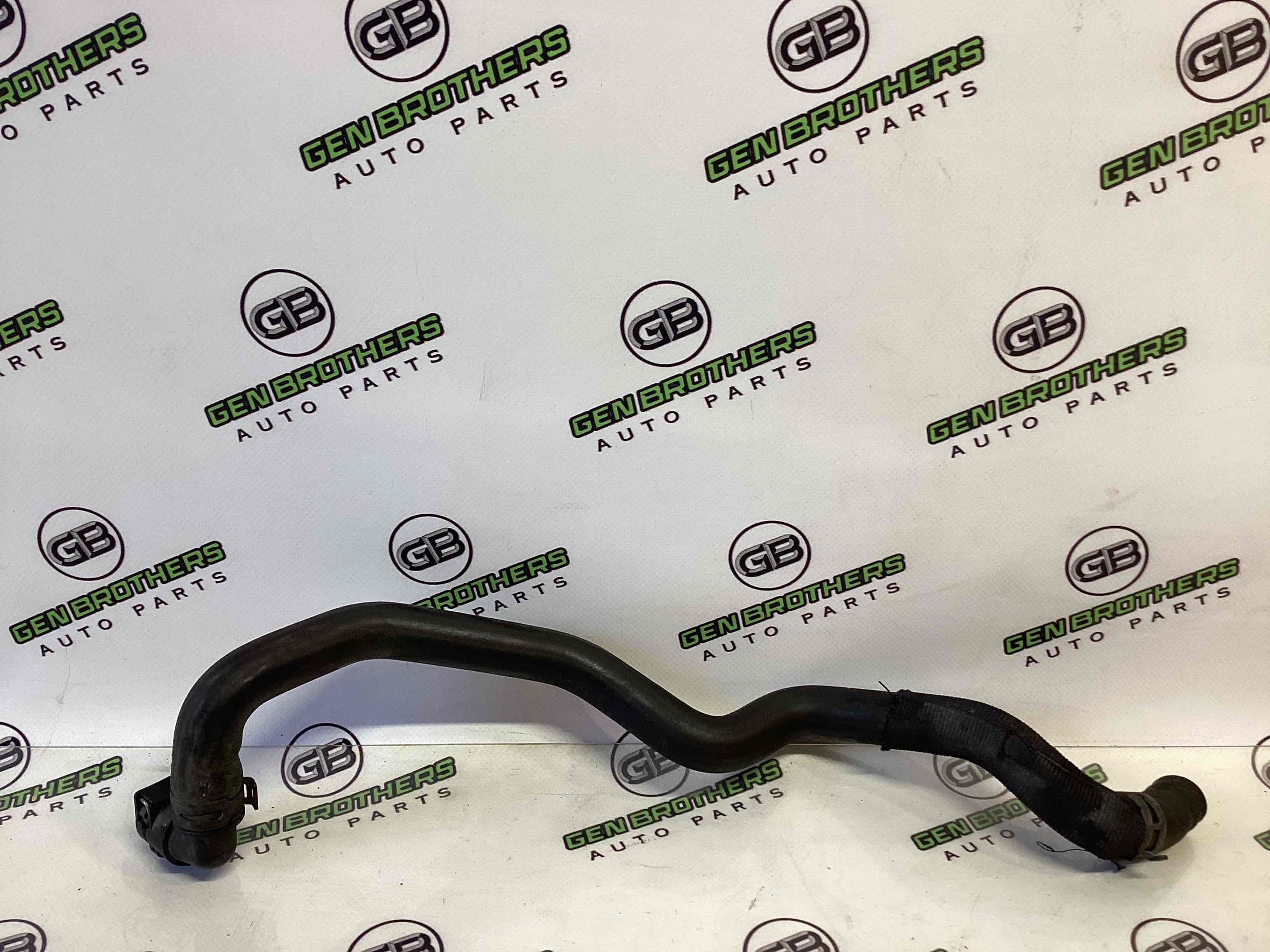 Патрубок трубопровід, шланг