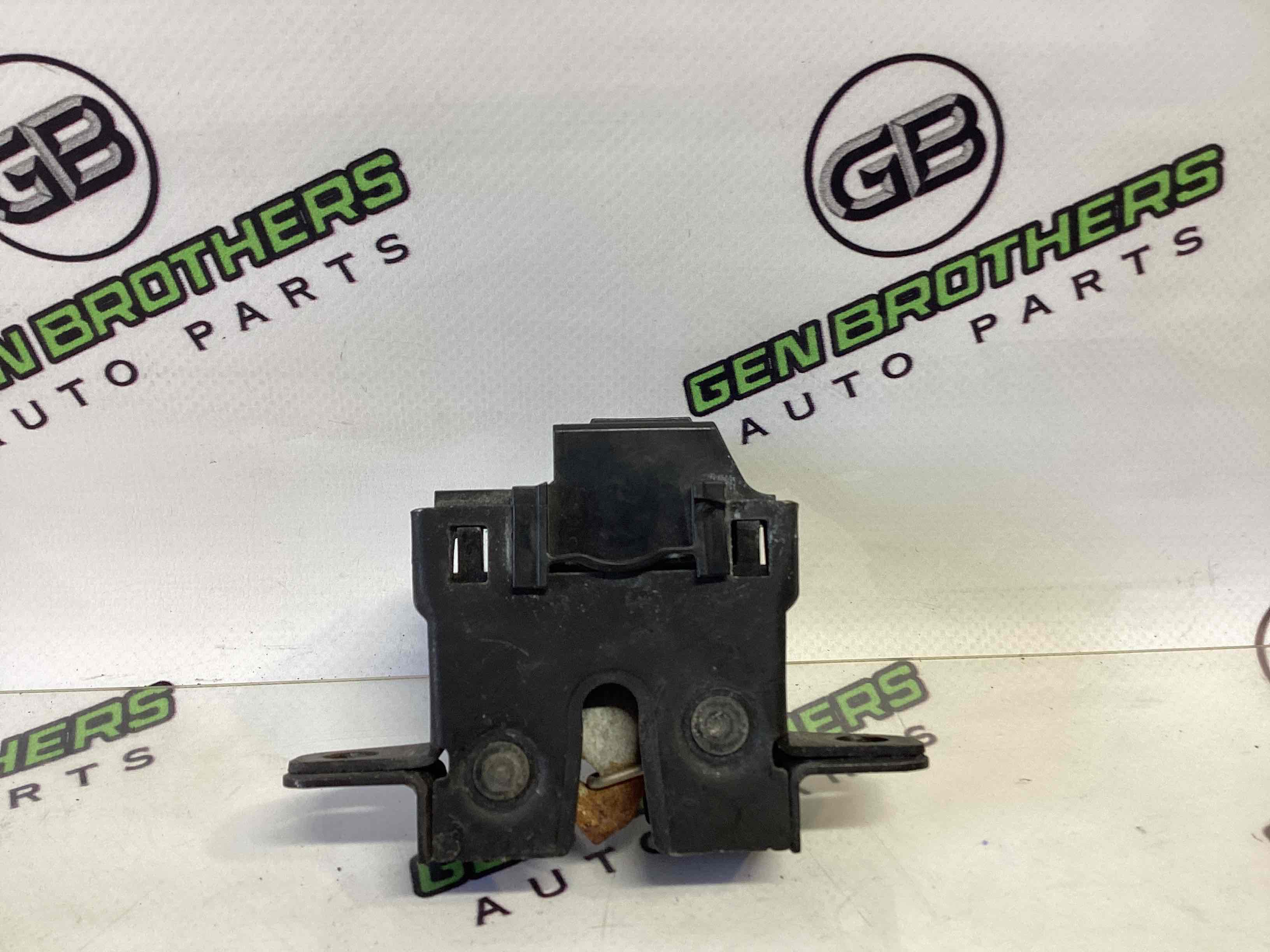 Замок капота, трос капота