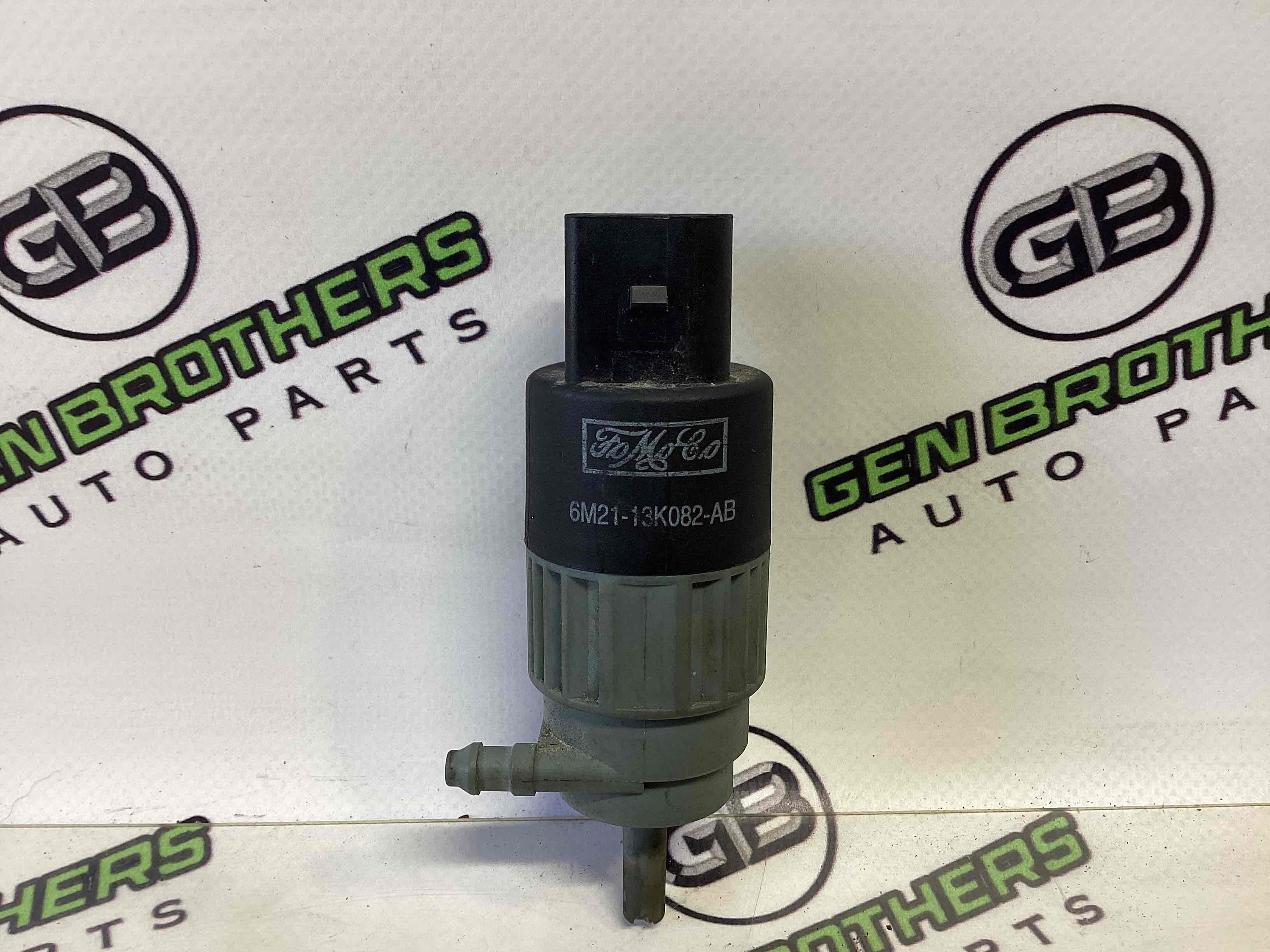 Форсунка омивача, насос омивача, шланг омивача