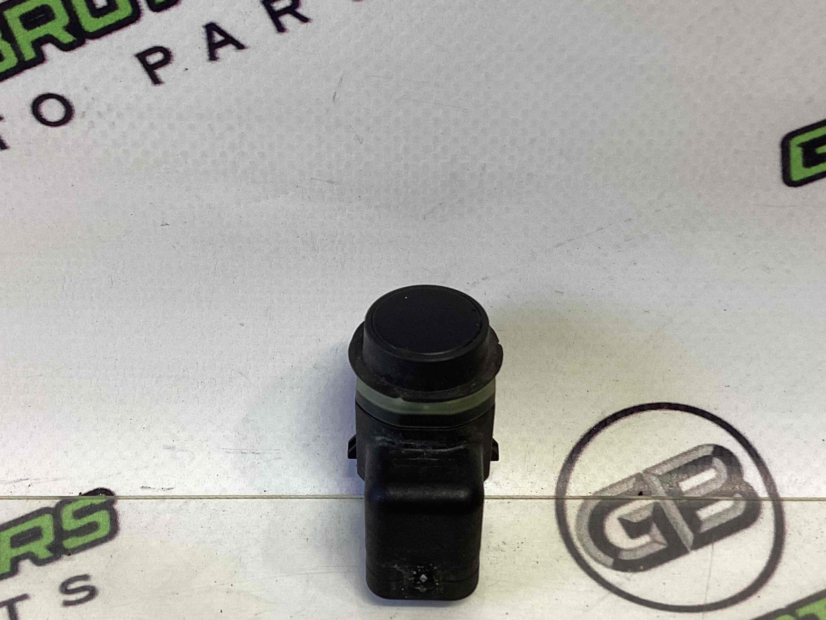 Парктронік, кріплення, корпус