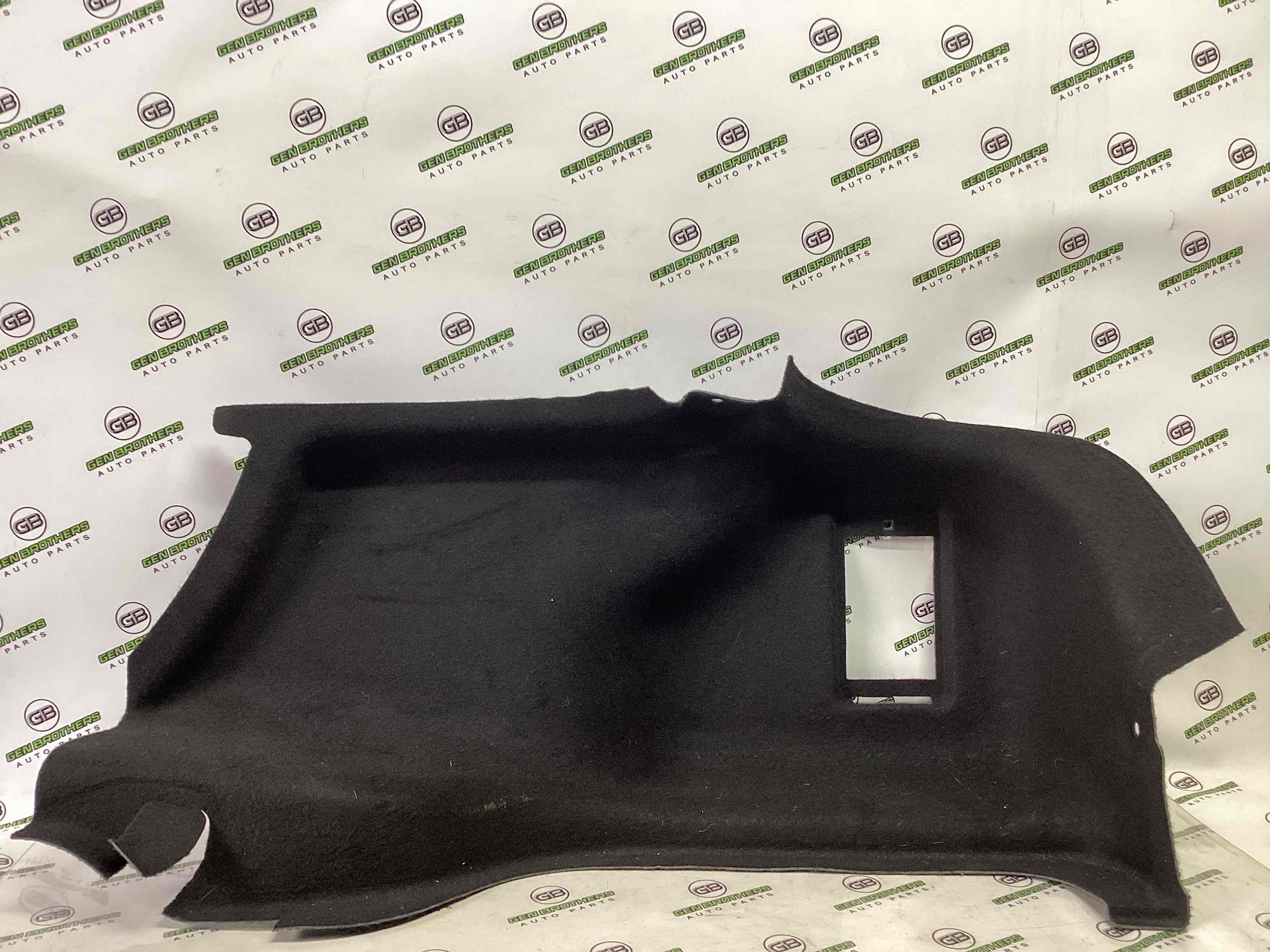 Елементи оздоблення багажника