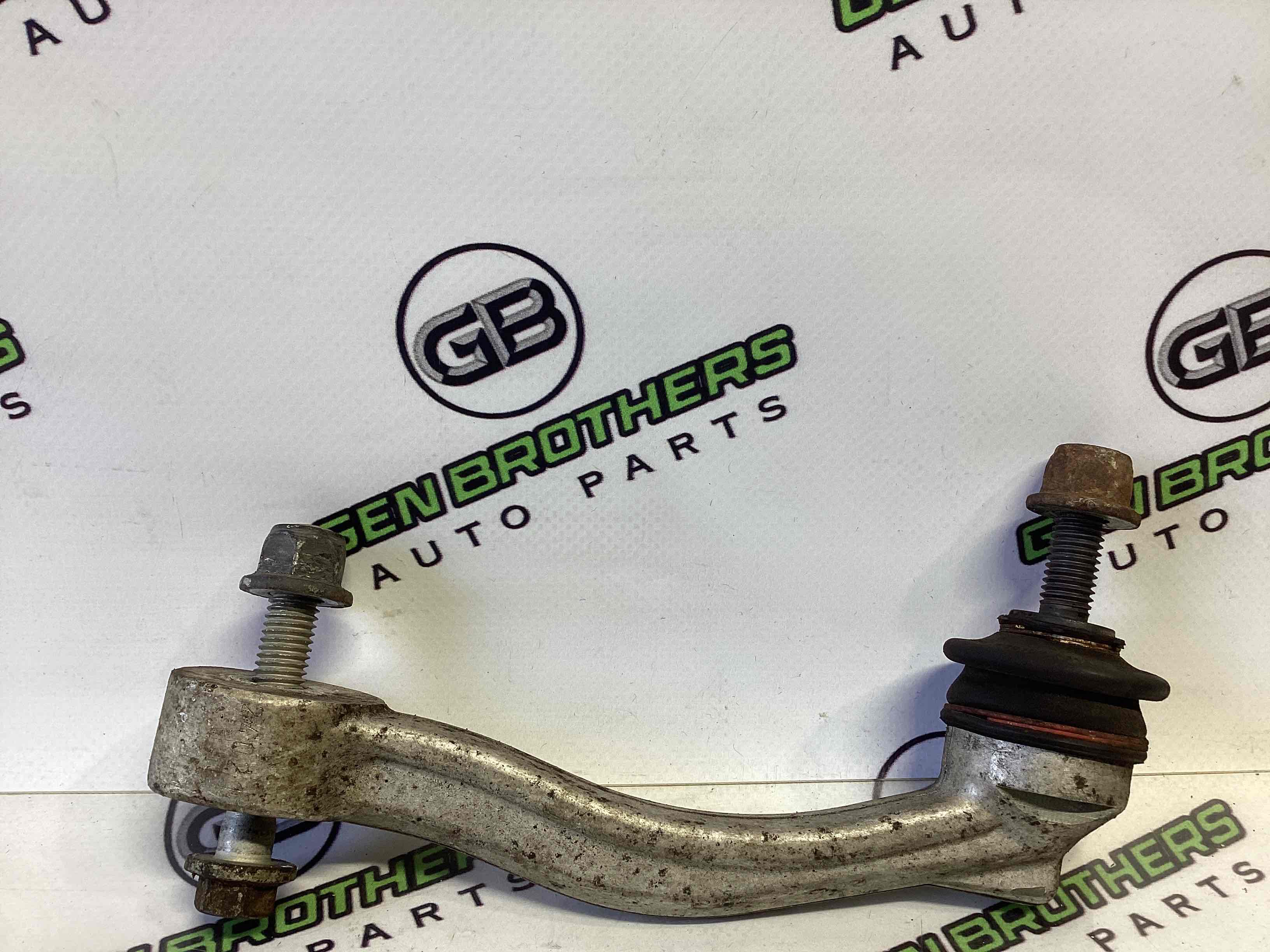 Тяга рульова, наконечник