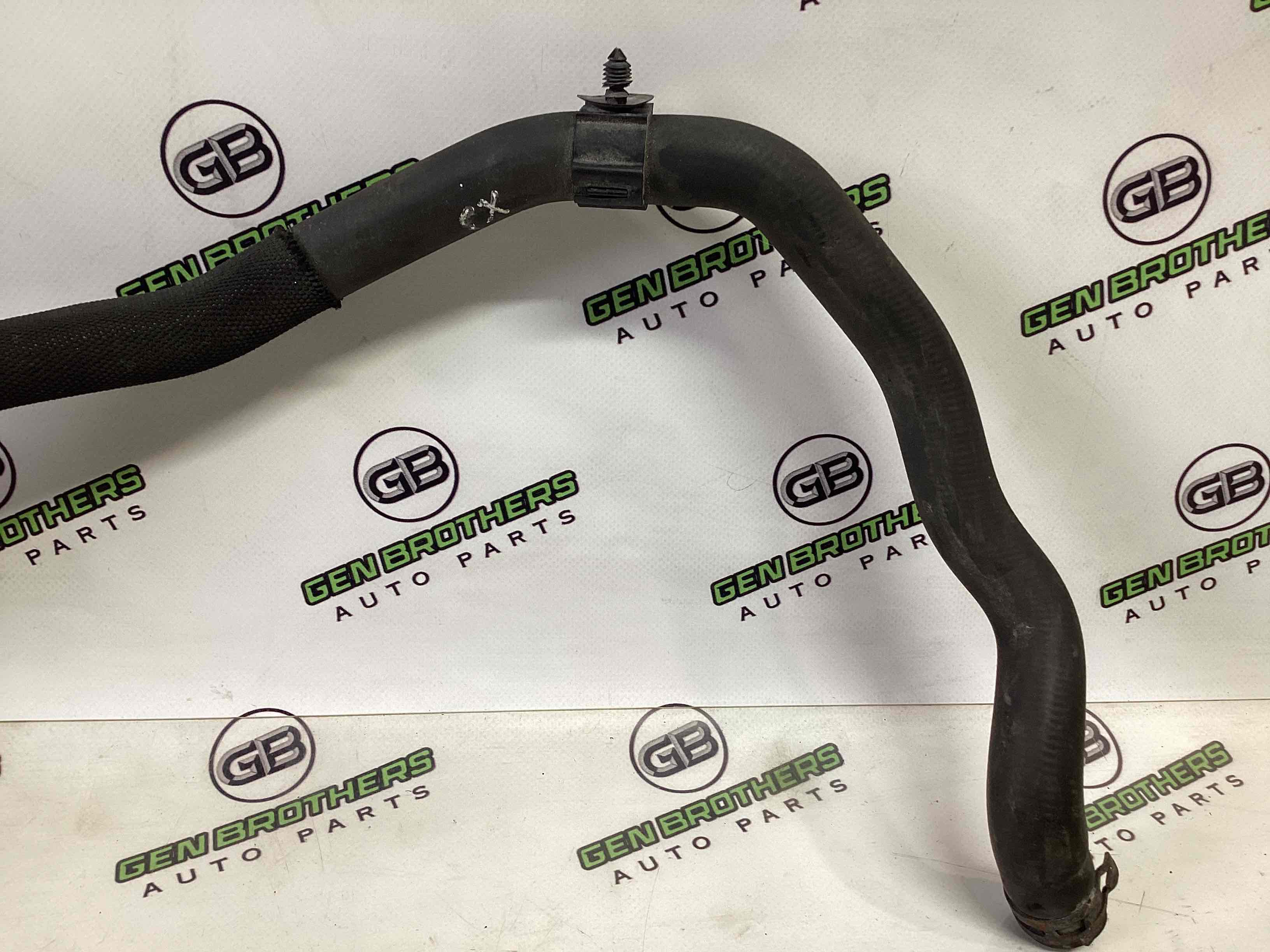 Патрубок трубопровід, шланг