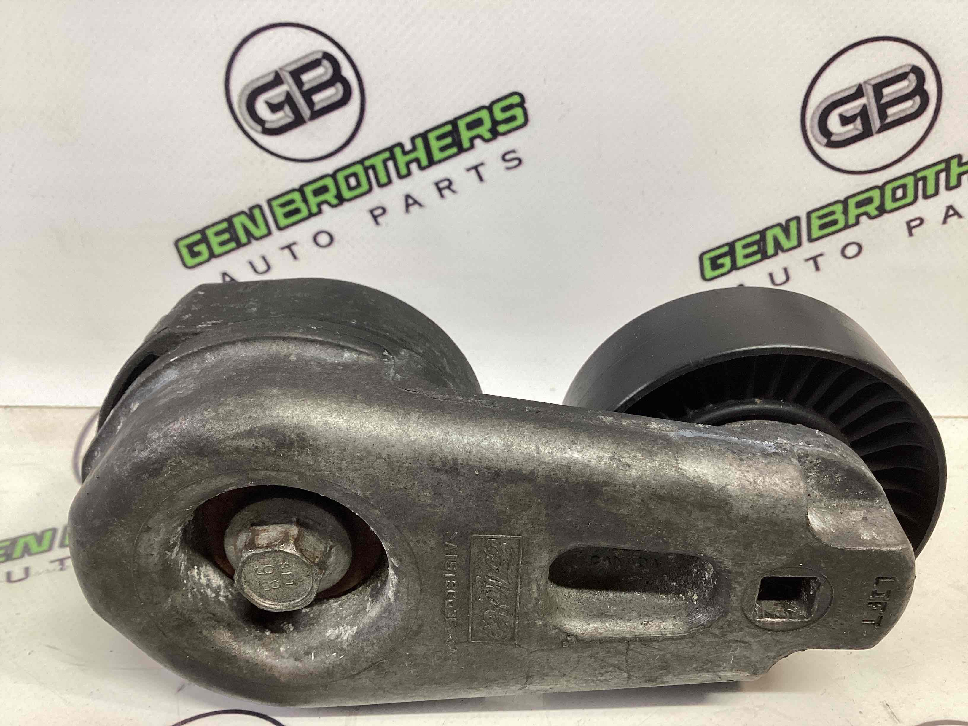 Механізм натягу ременя, ланцюга, ролика