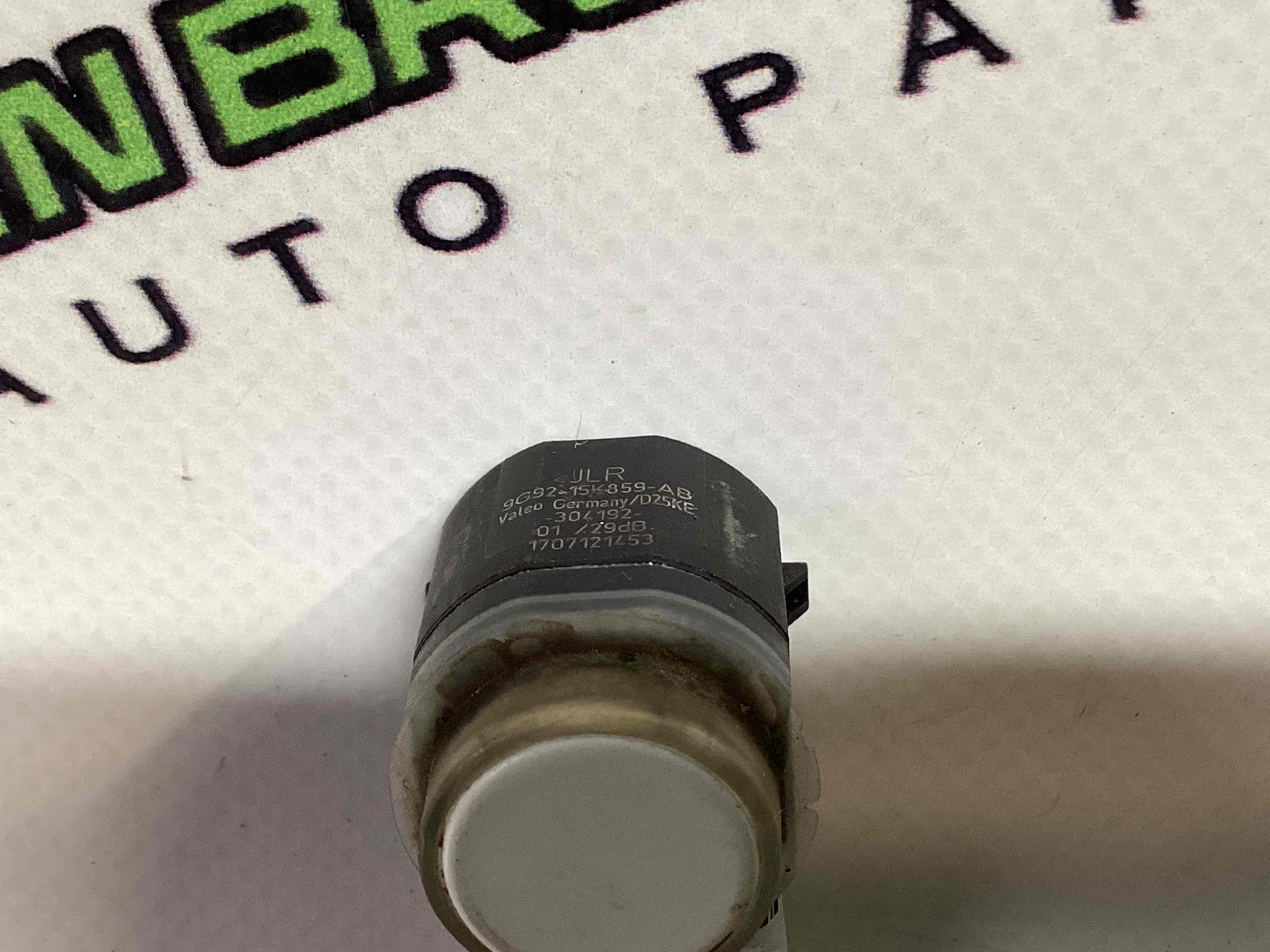 Парктронік, кріплення, корпус