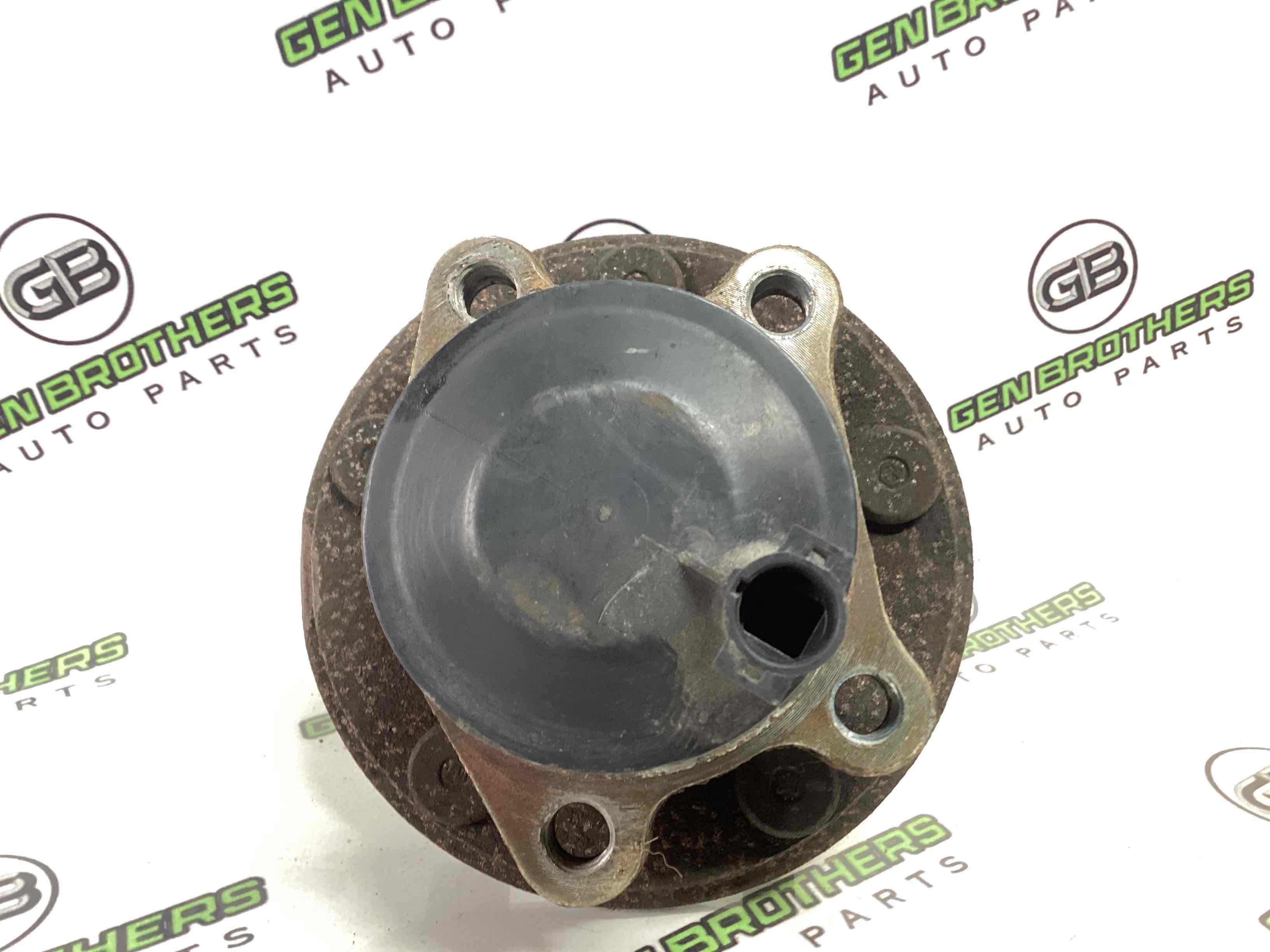 Ступиця передня