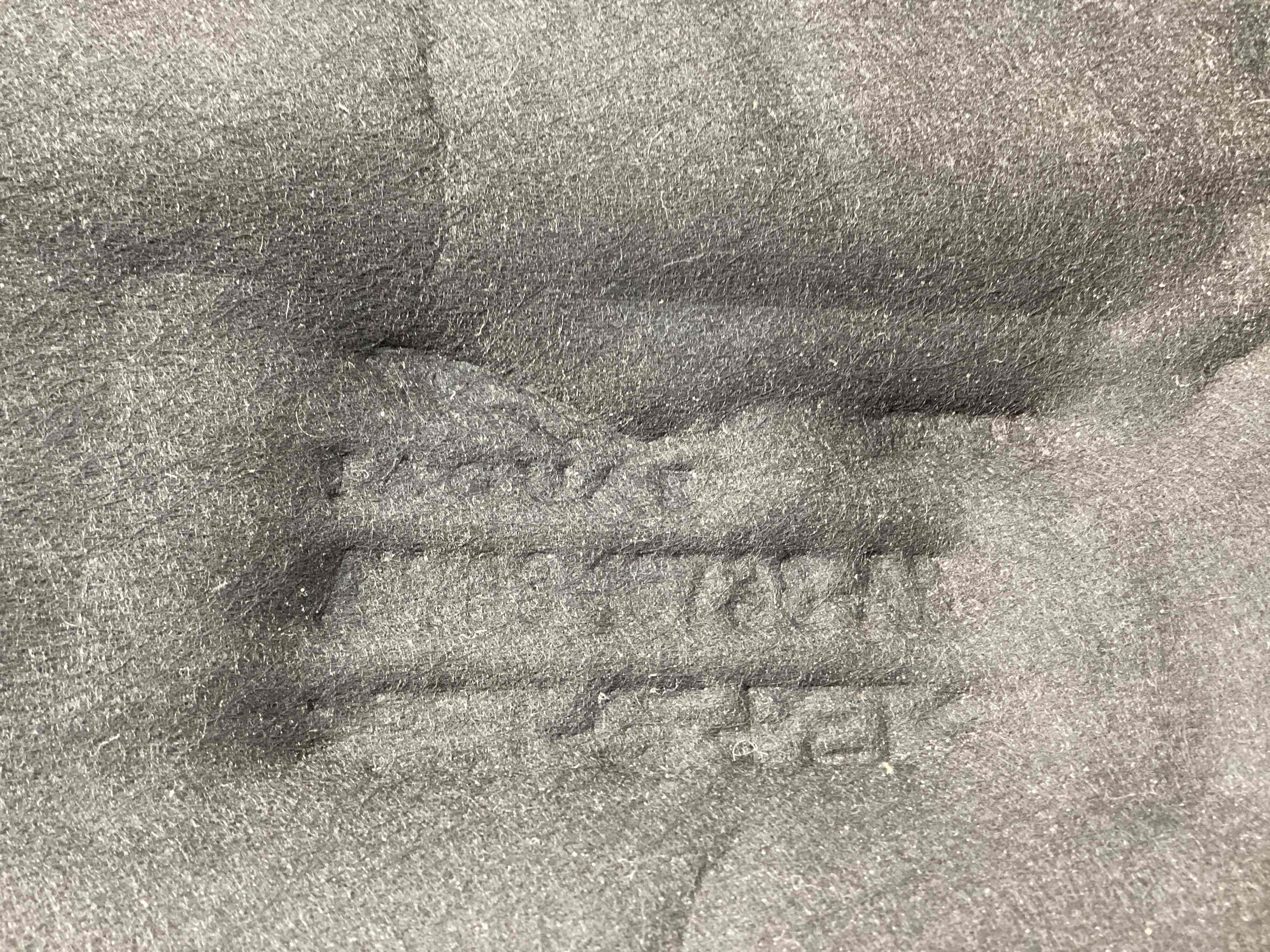 Ущільнювач капота, ізолятор, шуба