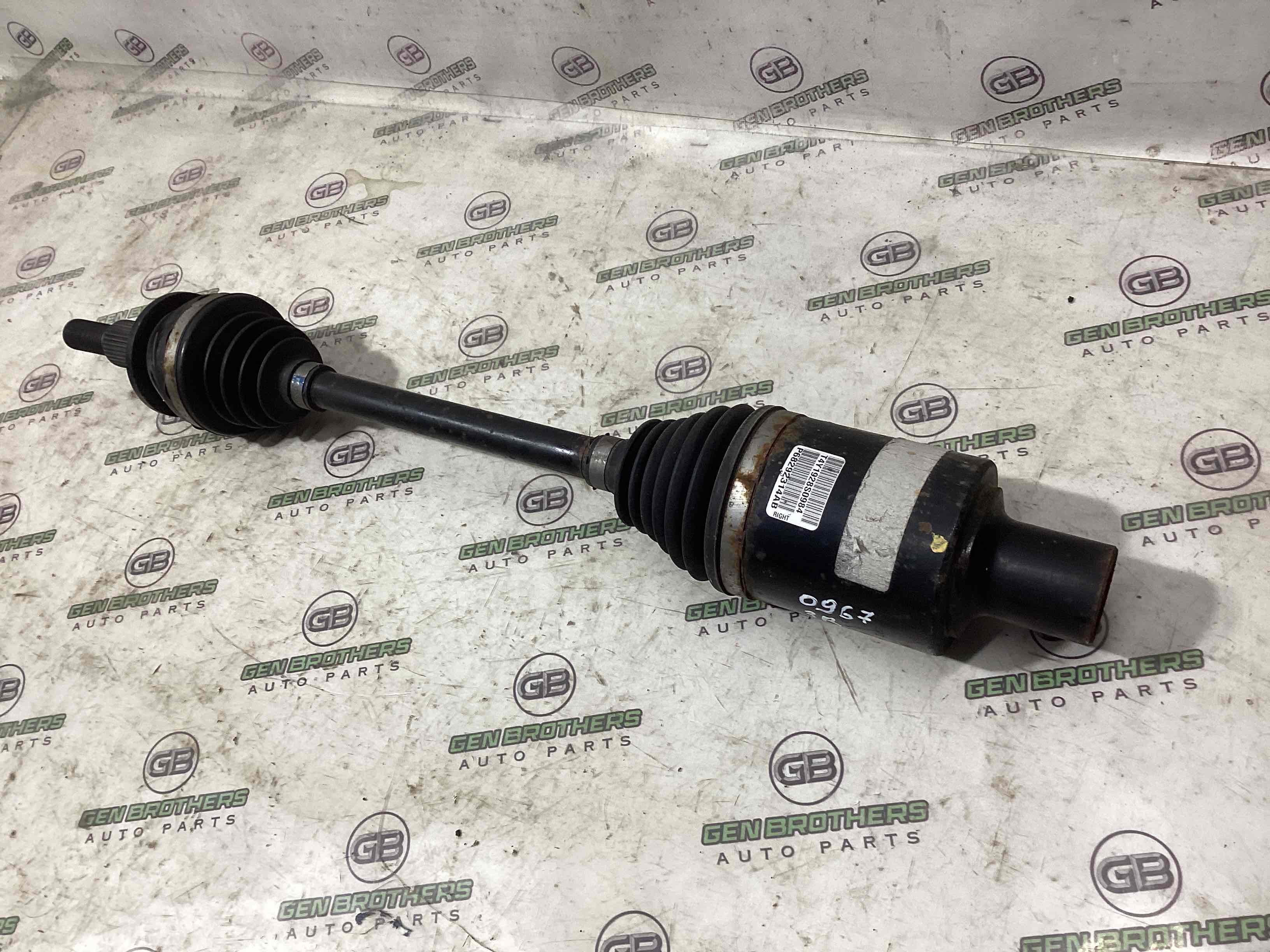 Привід піввісь задня права