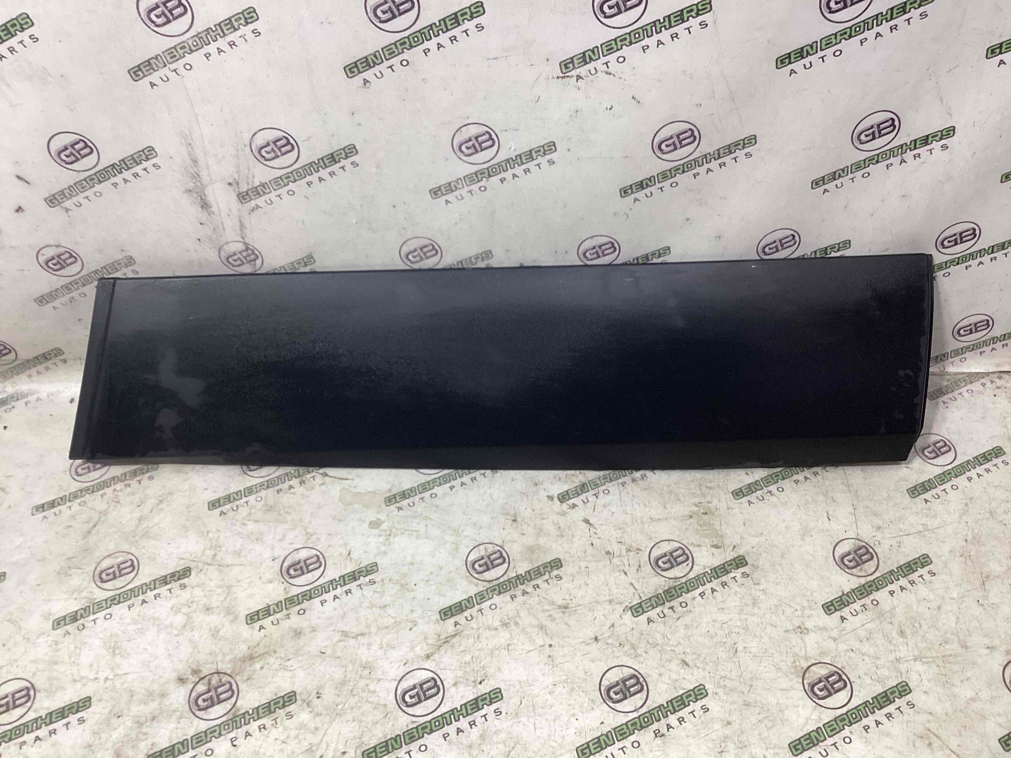 Молдинг двері задньої лівої