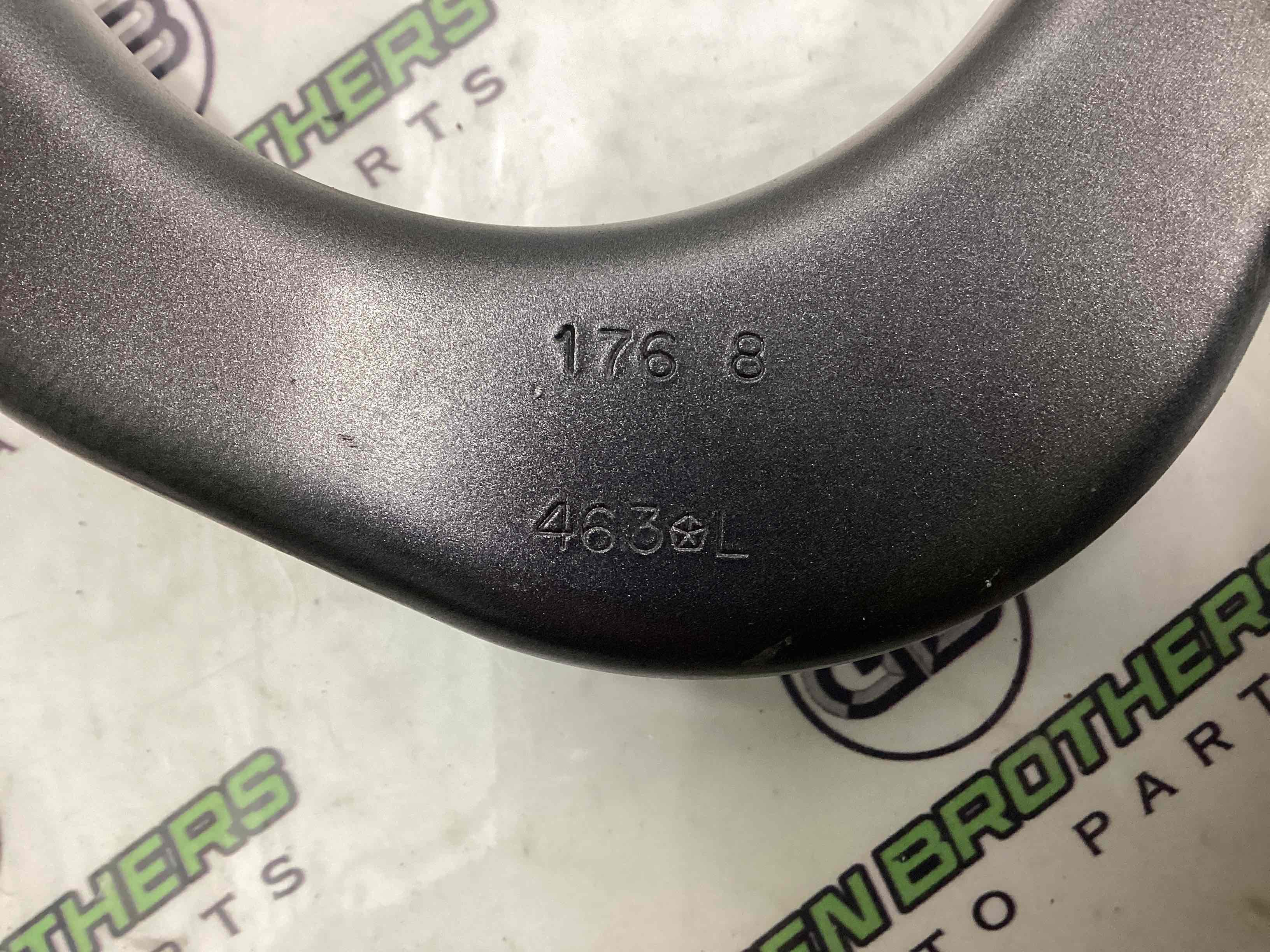 Петля капота, кронштейн капота