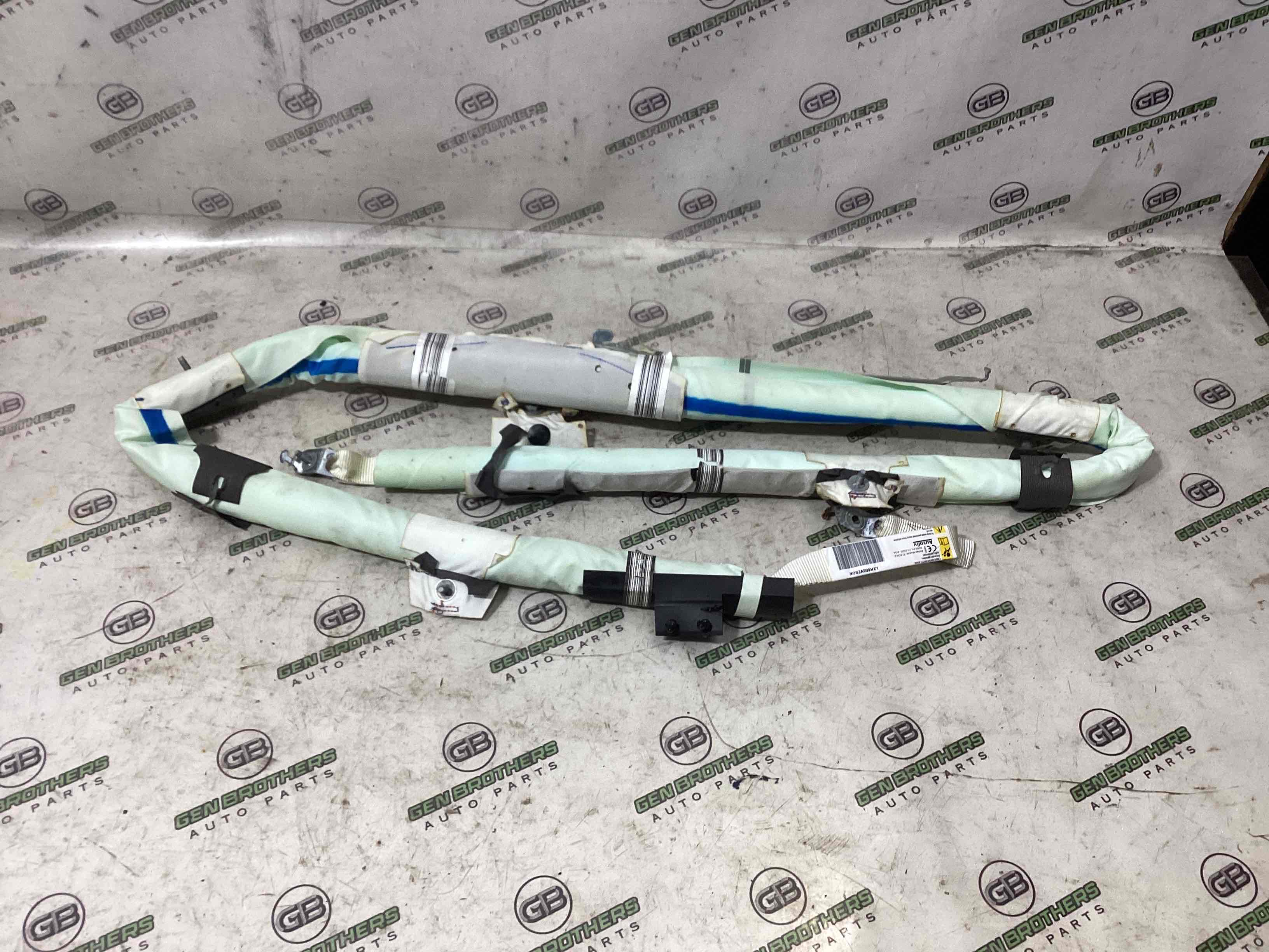 Подушка безпеки збоку шторка