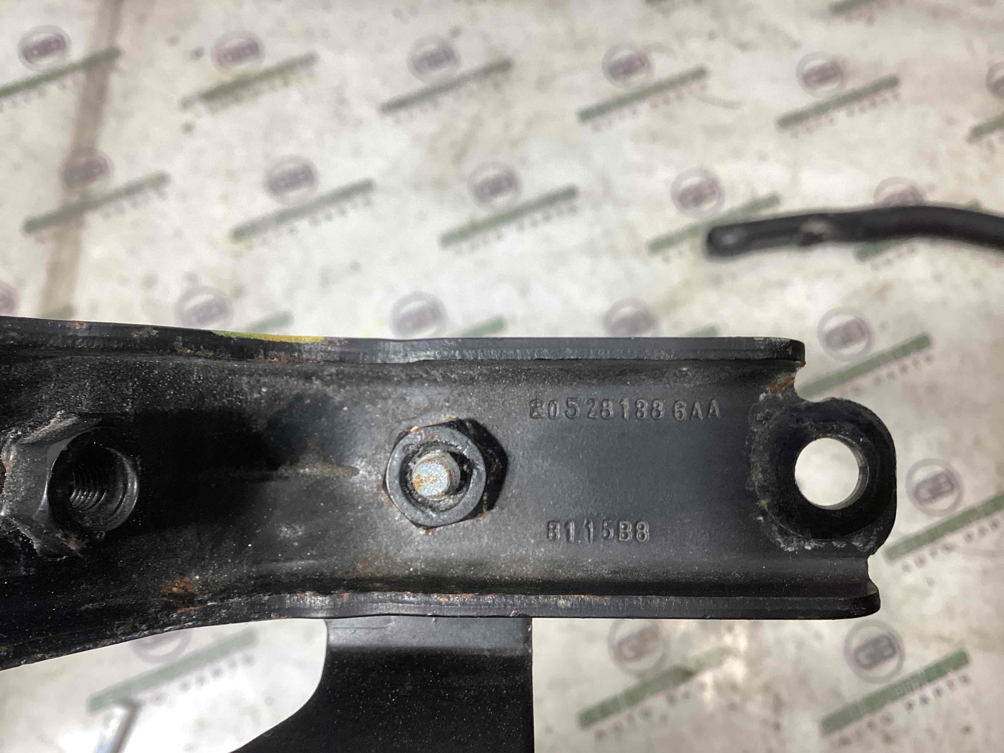 Кріплення, кронштейн