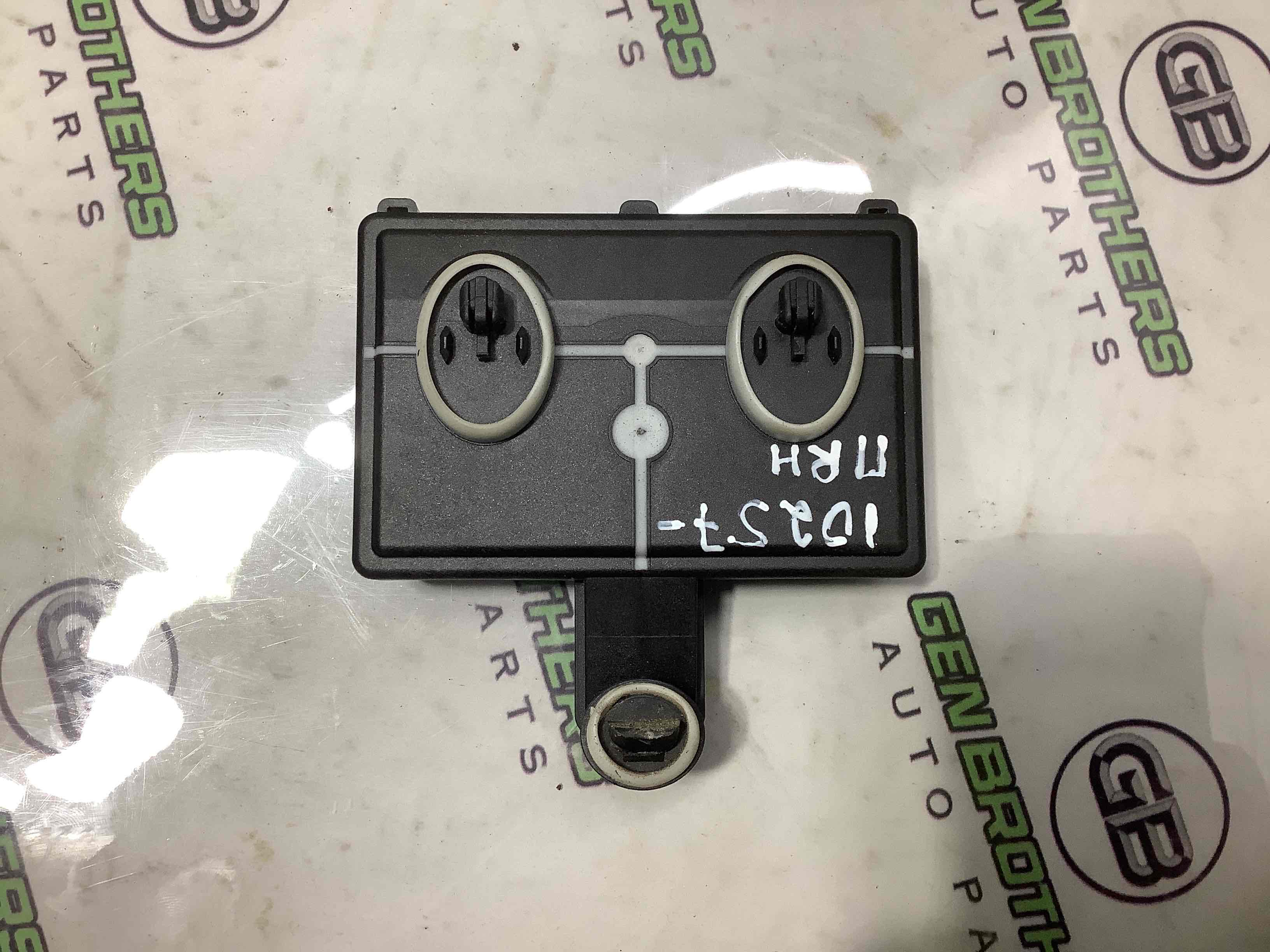 Блок керування дверима