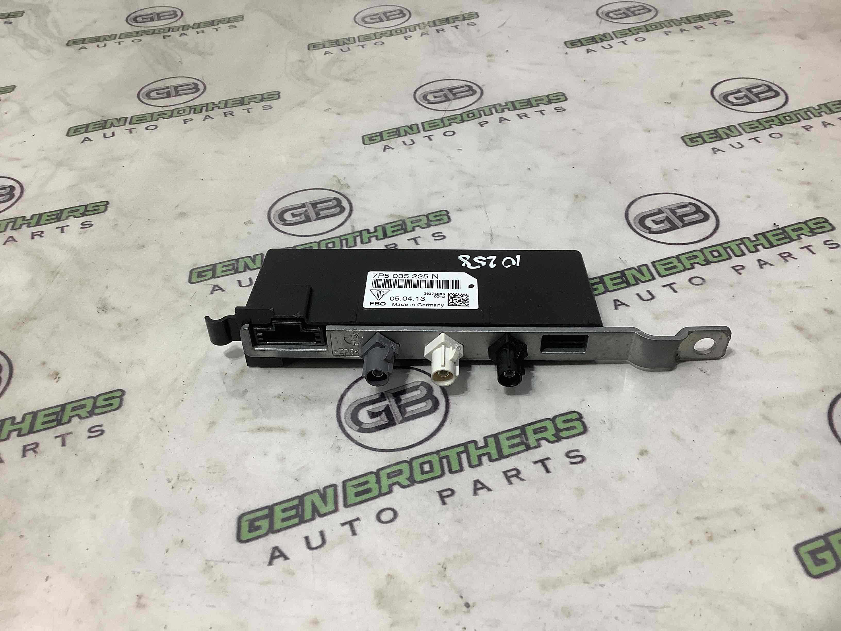 Антена, підсилювач антени