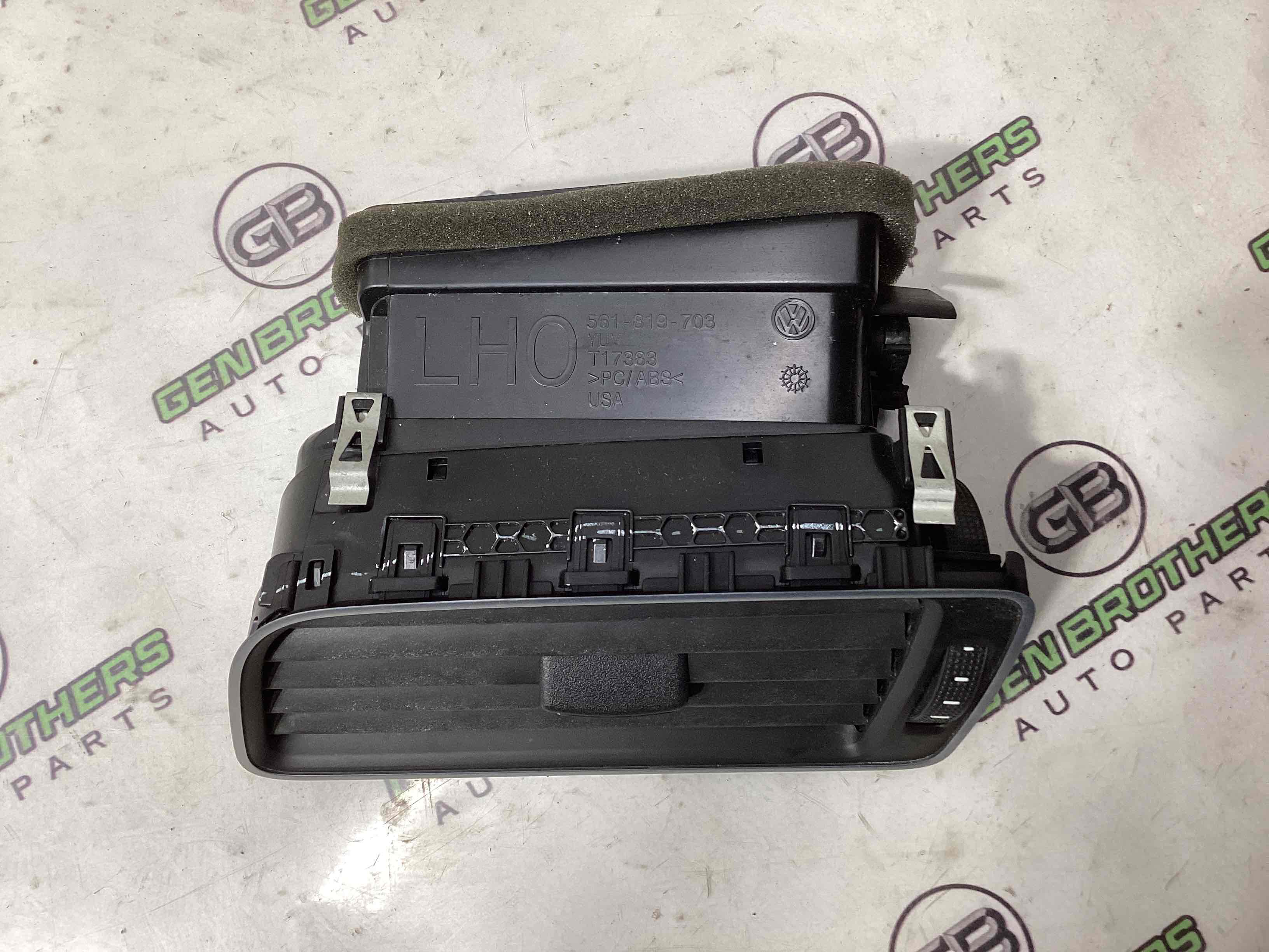 Дефлектор обдува салона