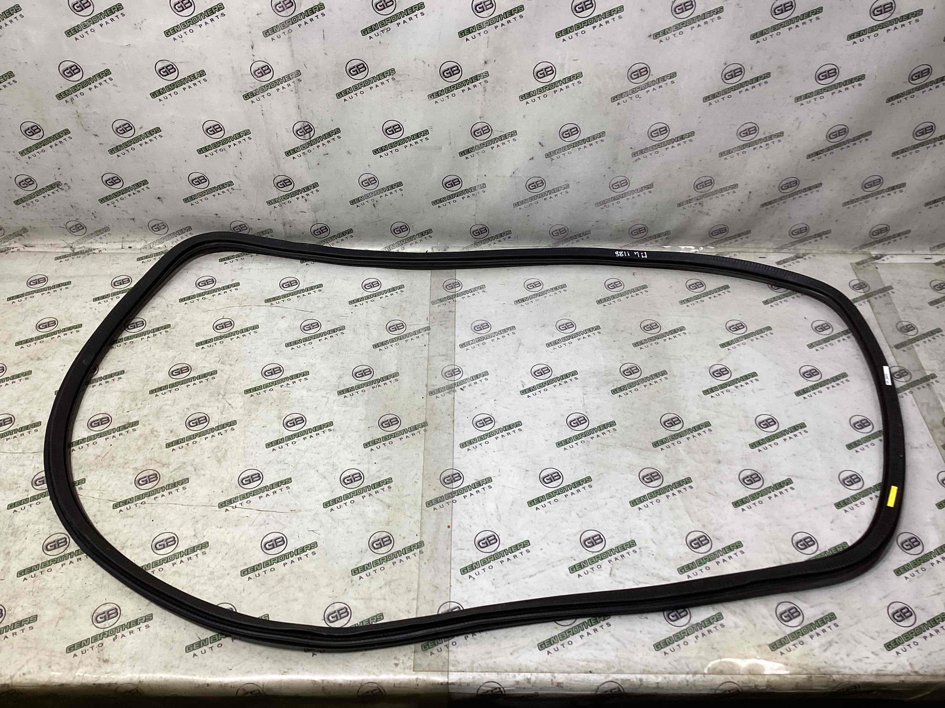 Уплотнитель стекла, двери