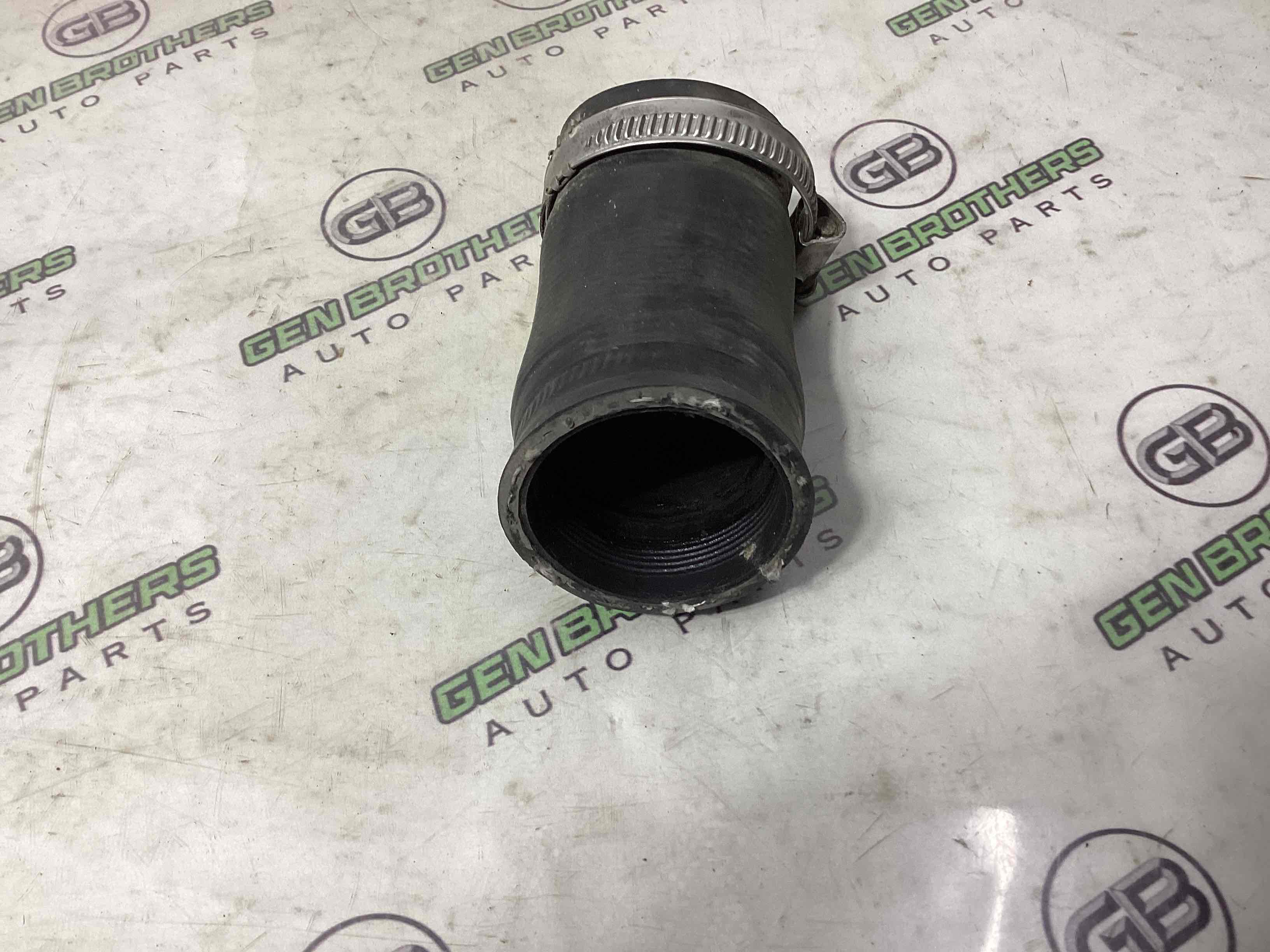 Патрубок интеркулера